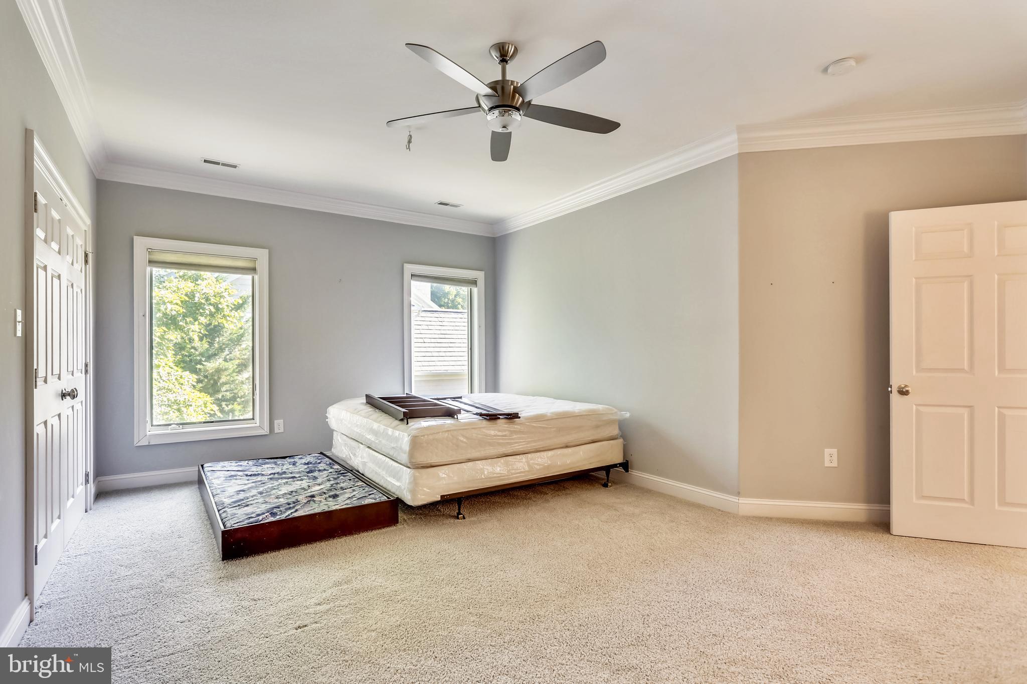 SWAN POINT - Residential