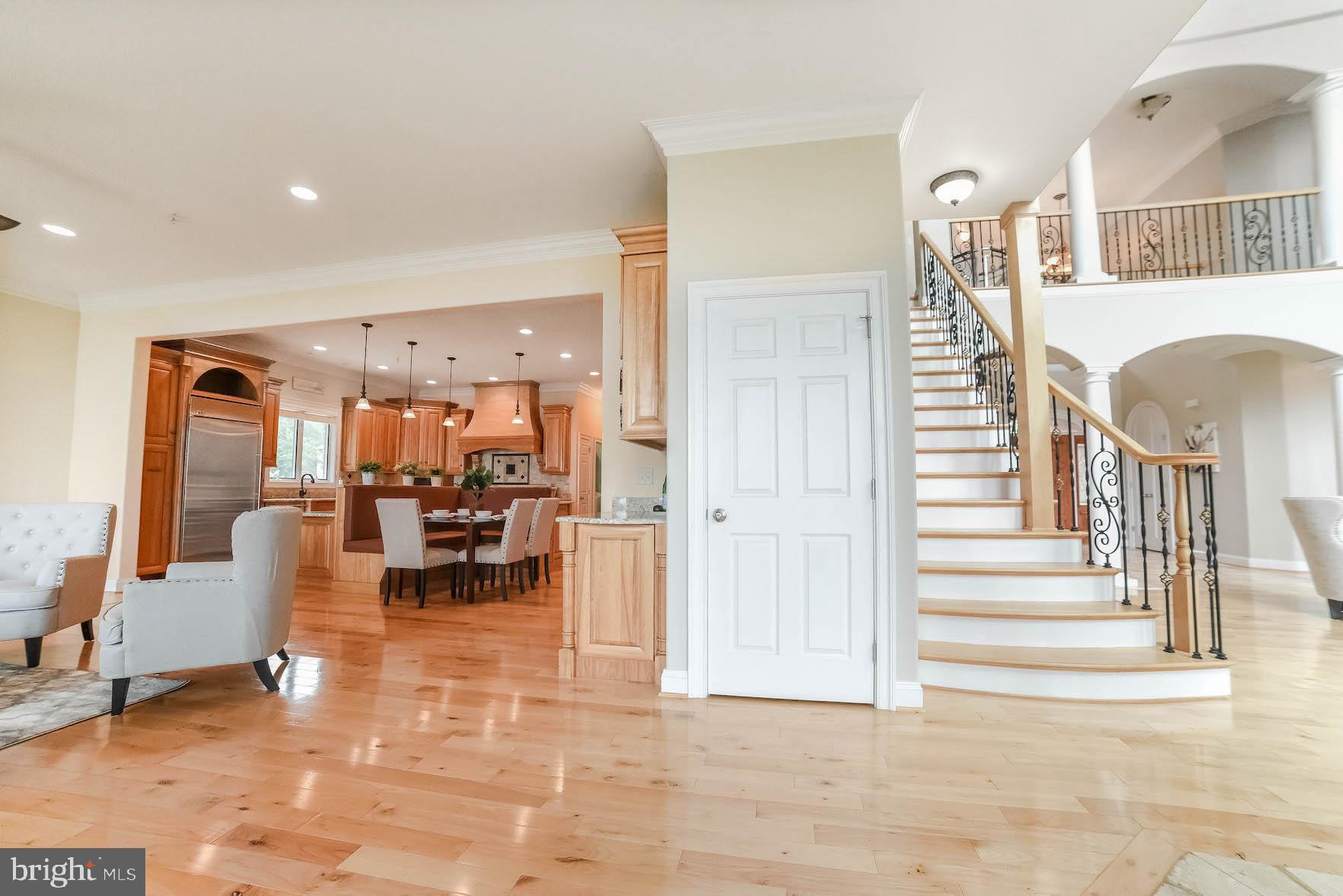 SWAN POINT - Residential