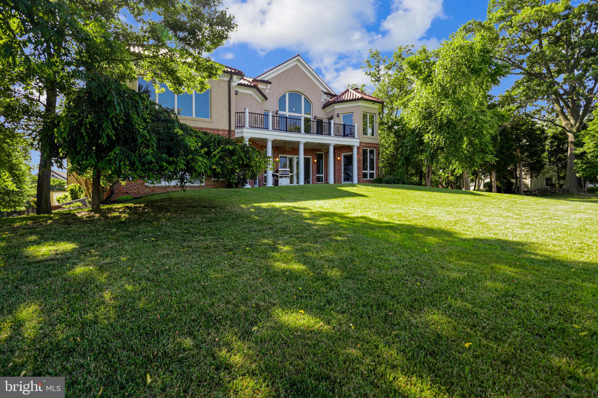 SWAN POINT - Residential