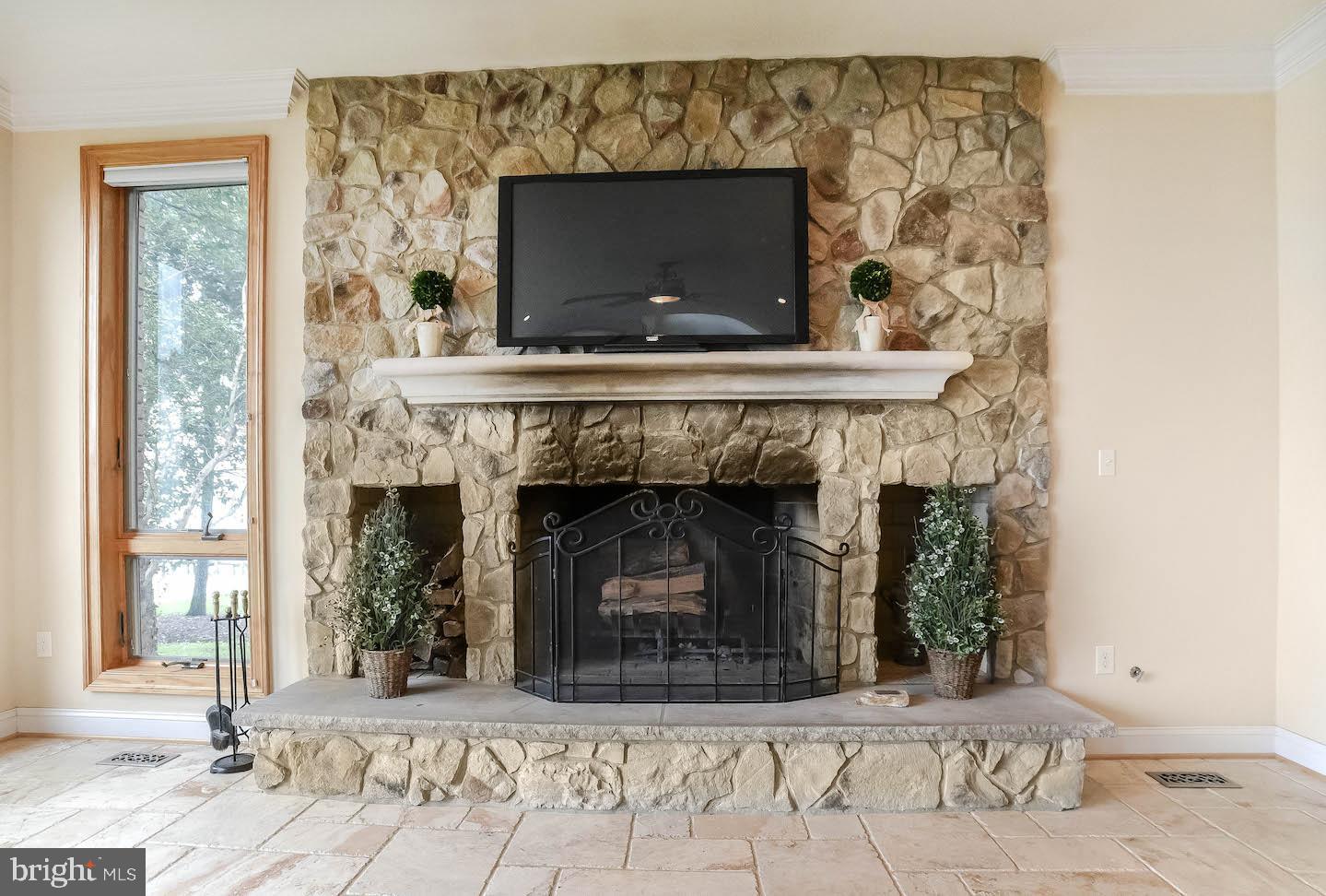 SWAN POINT - Residential