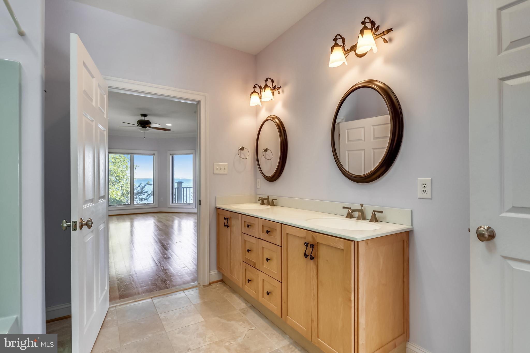 SWAN POINT - Residential