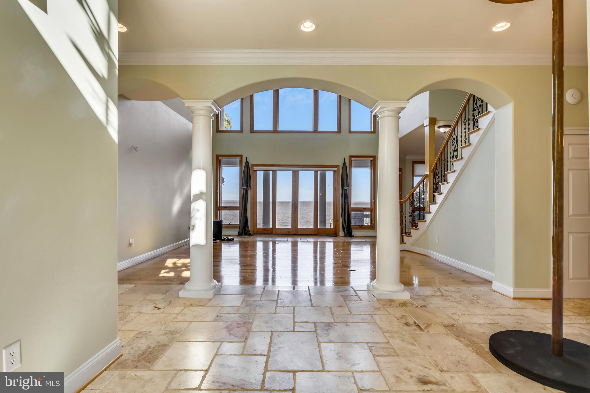 SWAN POINT - Residential