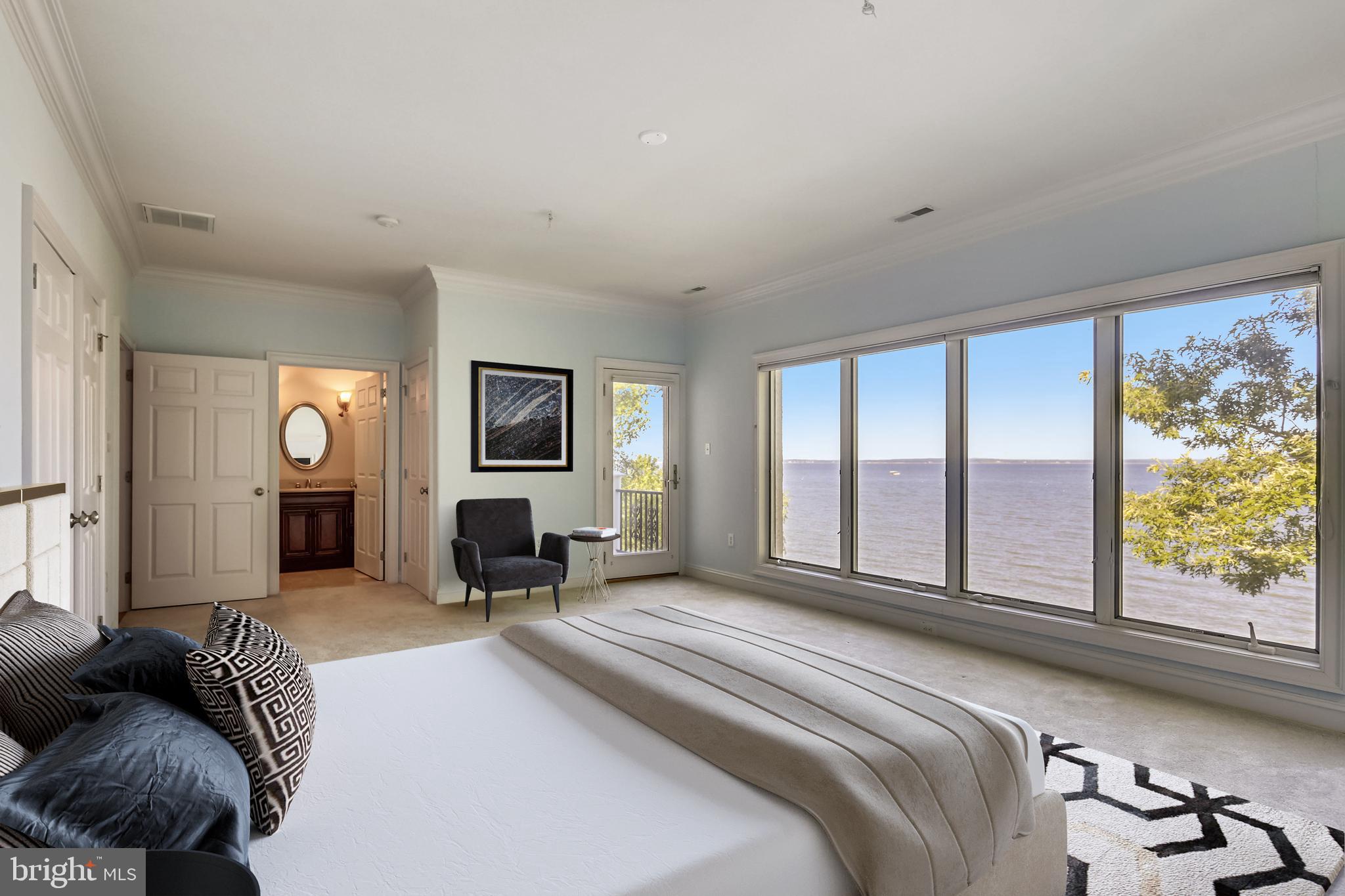 SWAN POINT - Residential