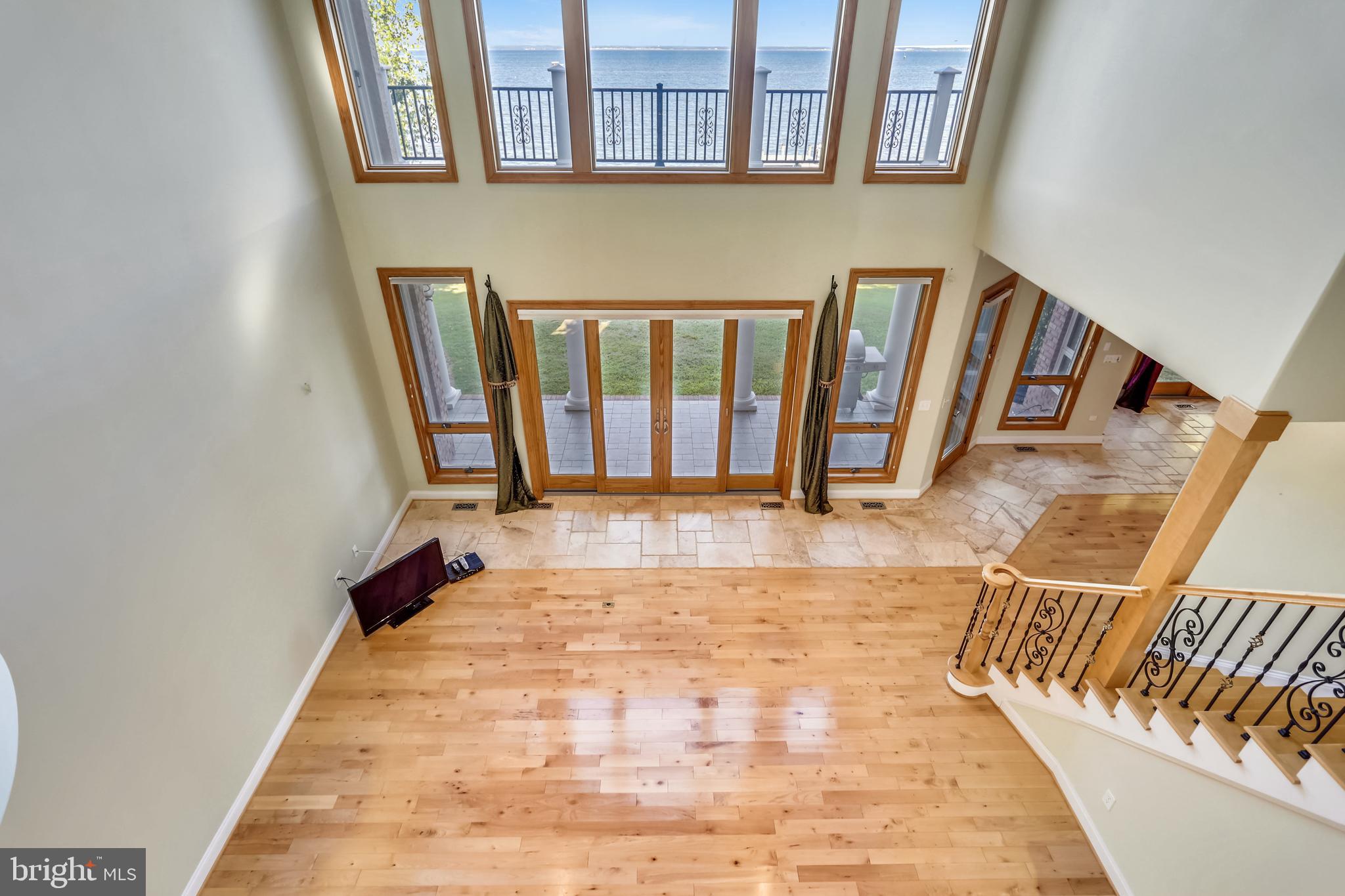 SWAN POINT - Residential