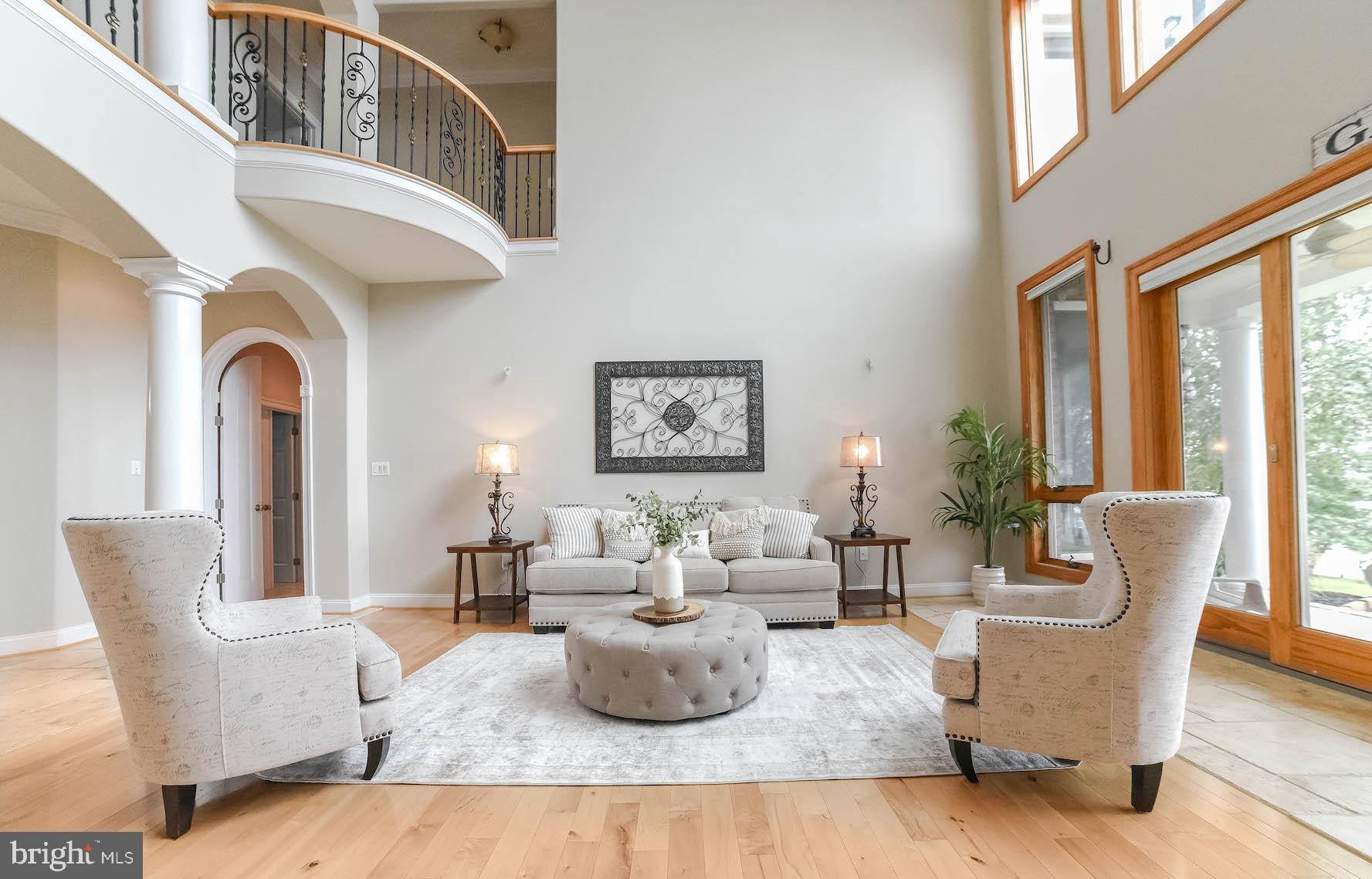 SWAN POINT - Residential