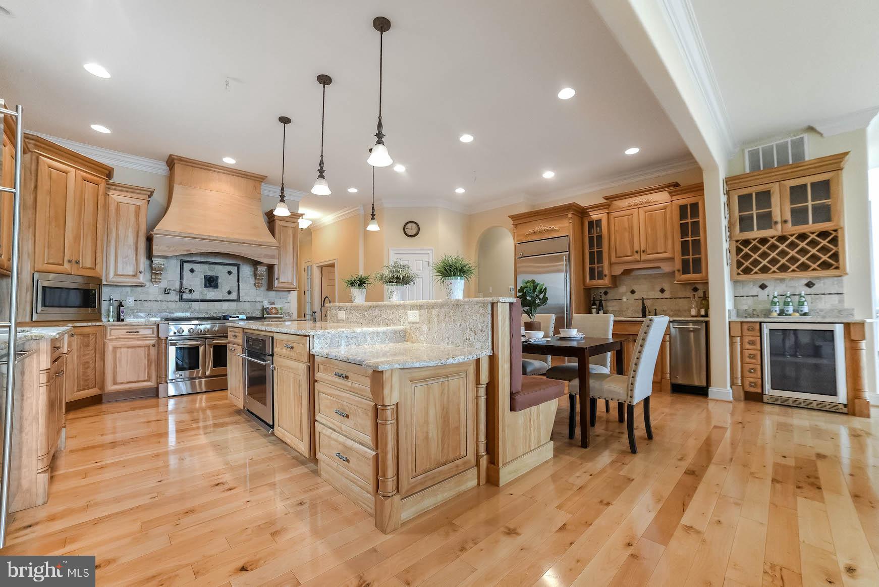 SWAN POINT - Residential