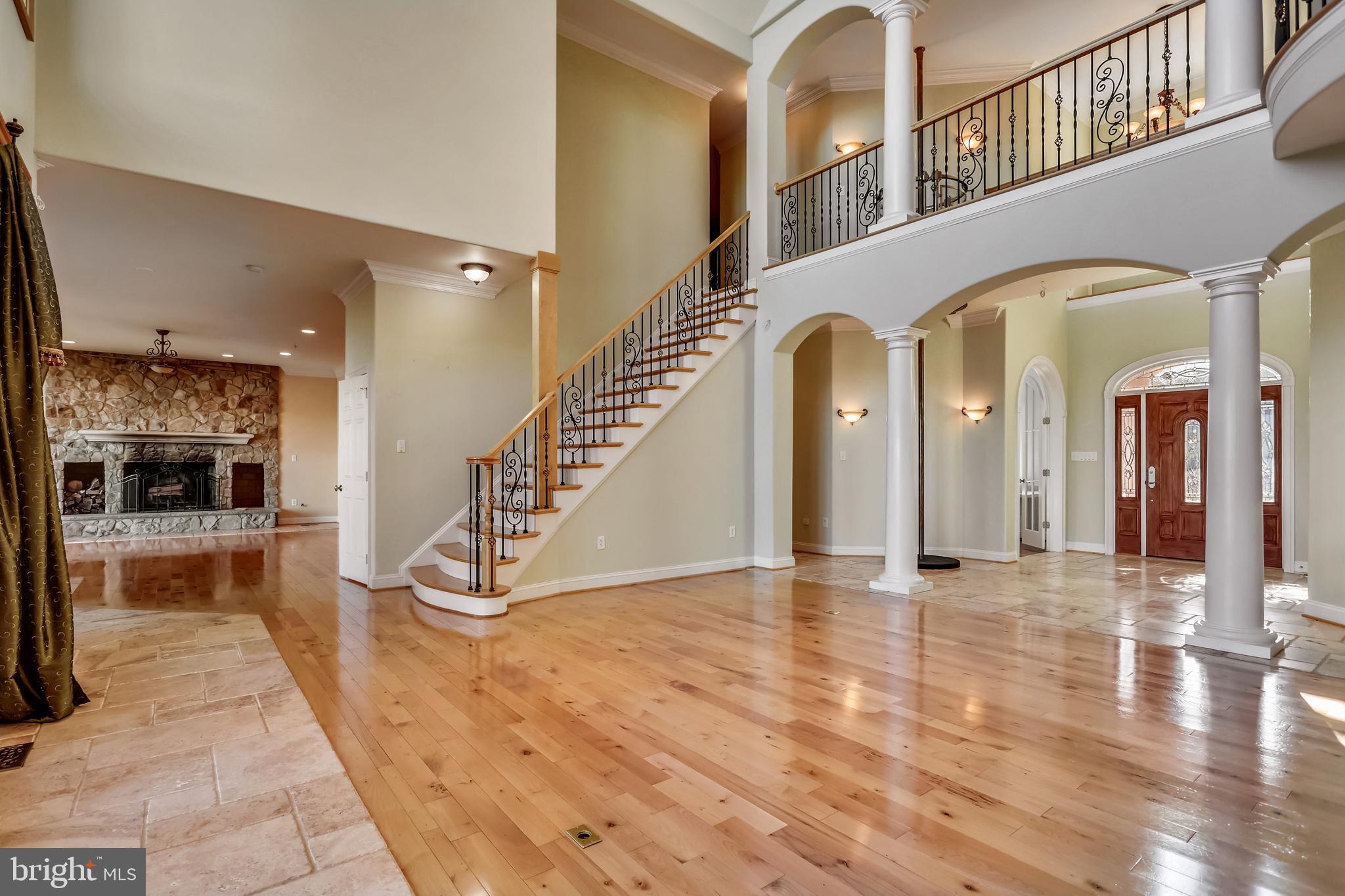 SWAN POINT - Residential