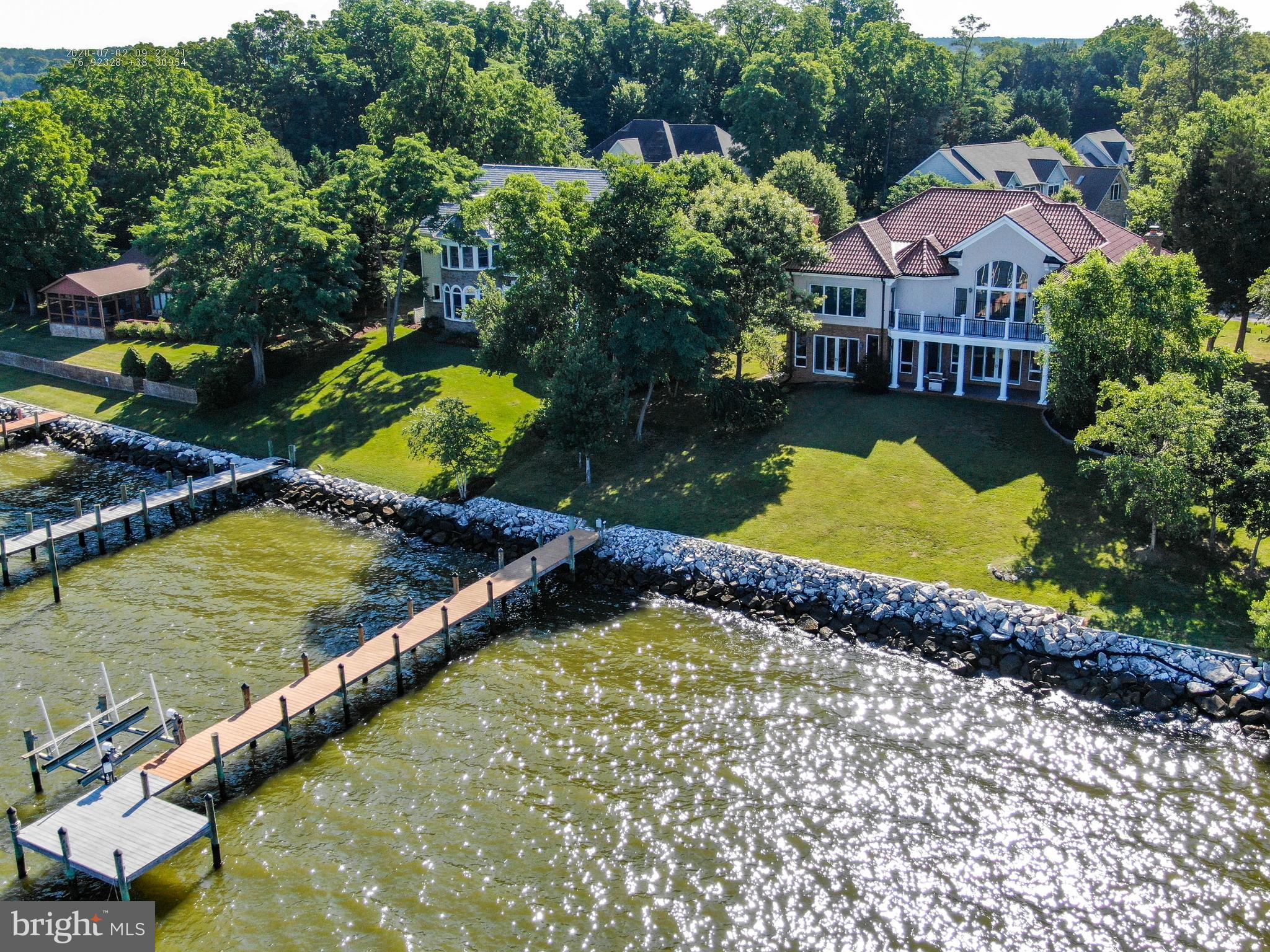 SWAN POINT - Residential