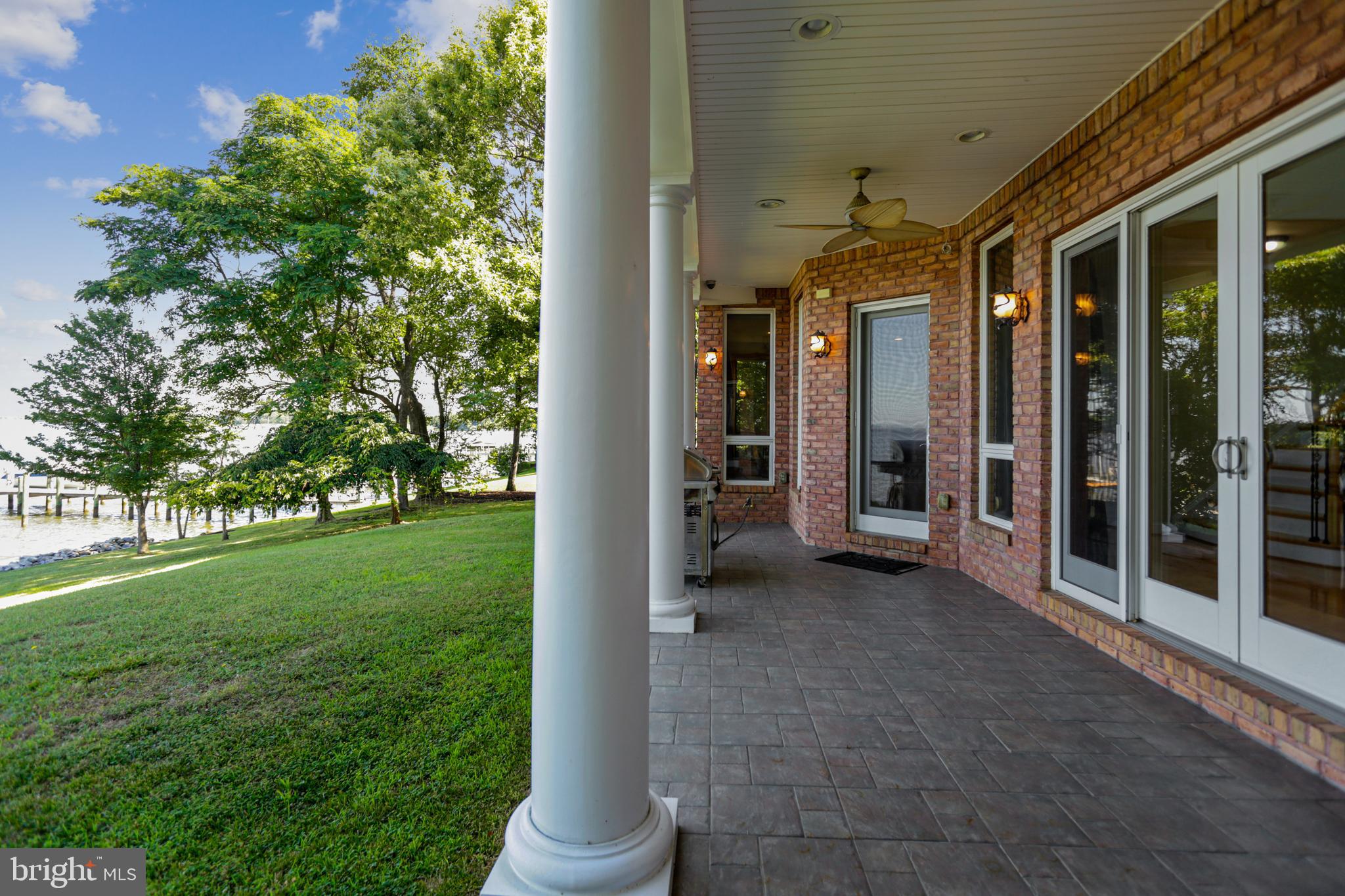 SWAN POINT - Residential