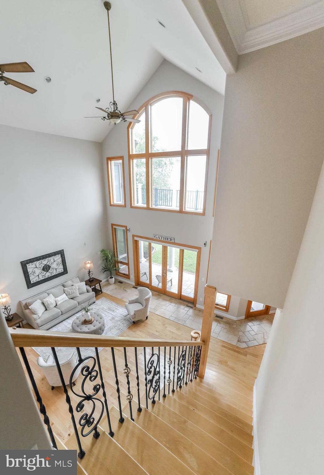 SWAN POINT - Residential