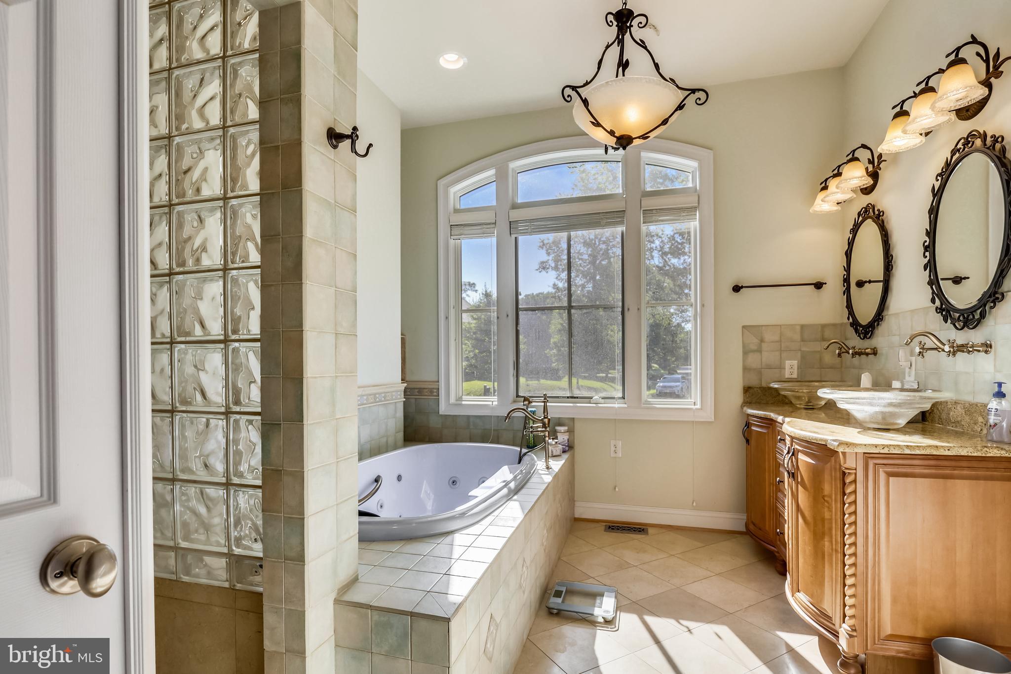 SWAN POINT - Residential