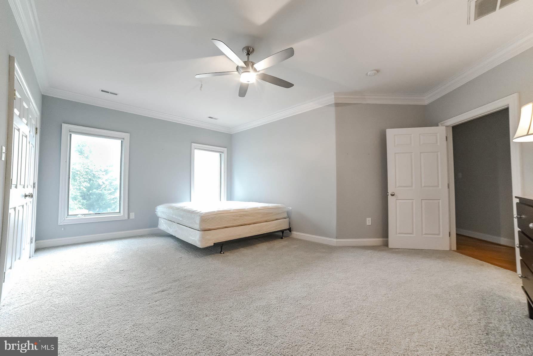 SWAN POINT - Residential