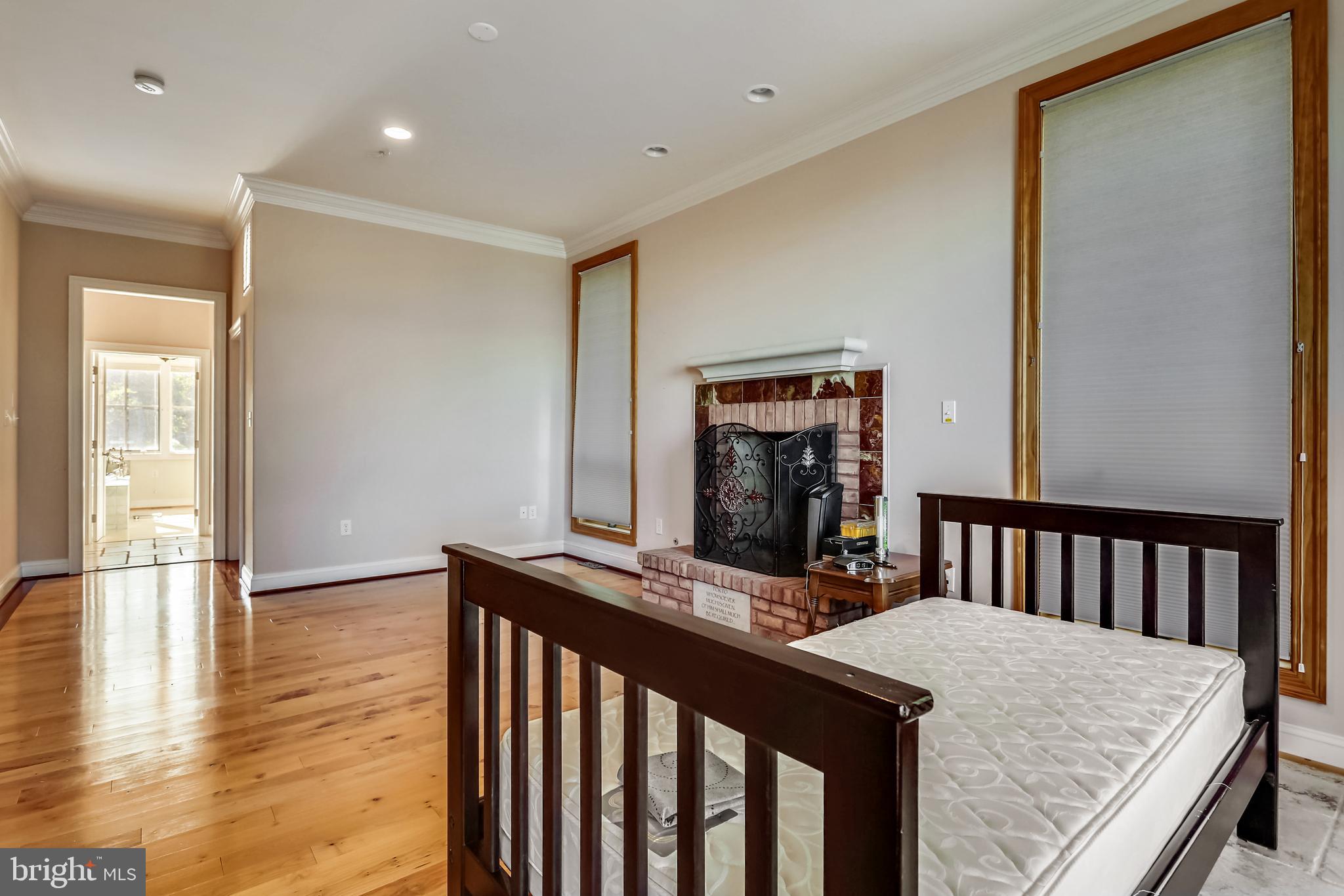 SWAN POINT - Residential