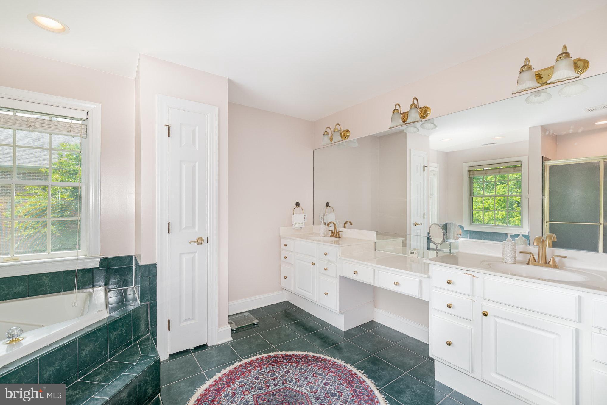 BRENTON - Residential