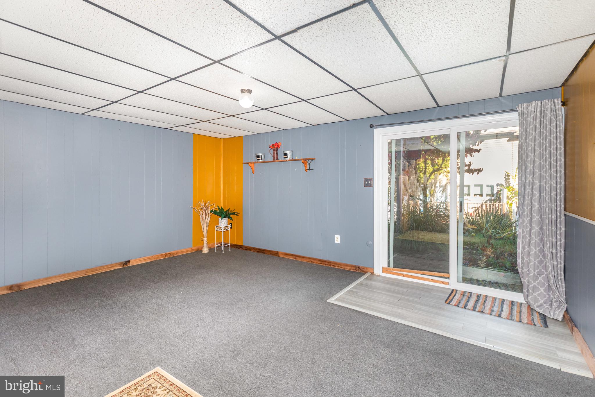 VALLEY GREEN - Residential