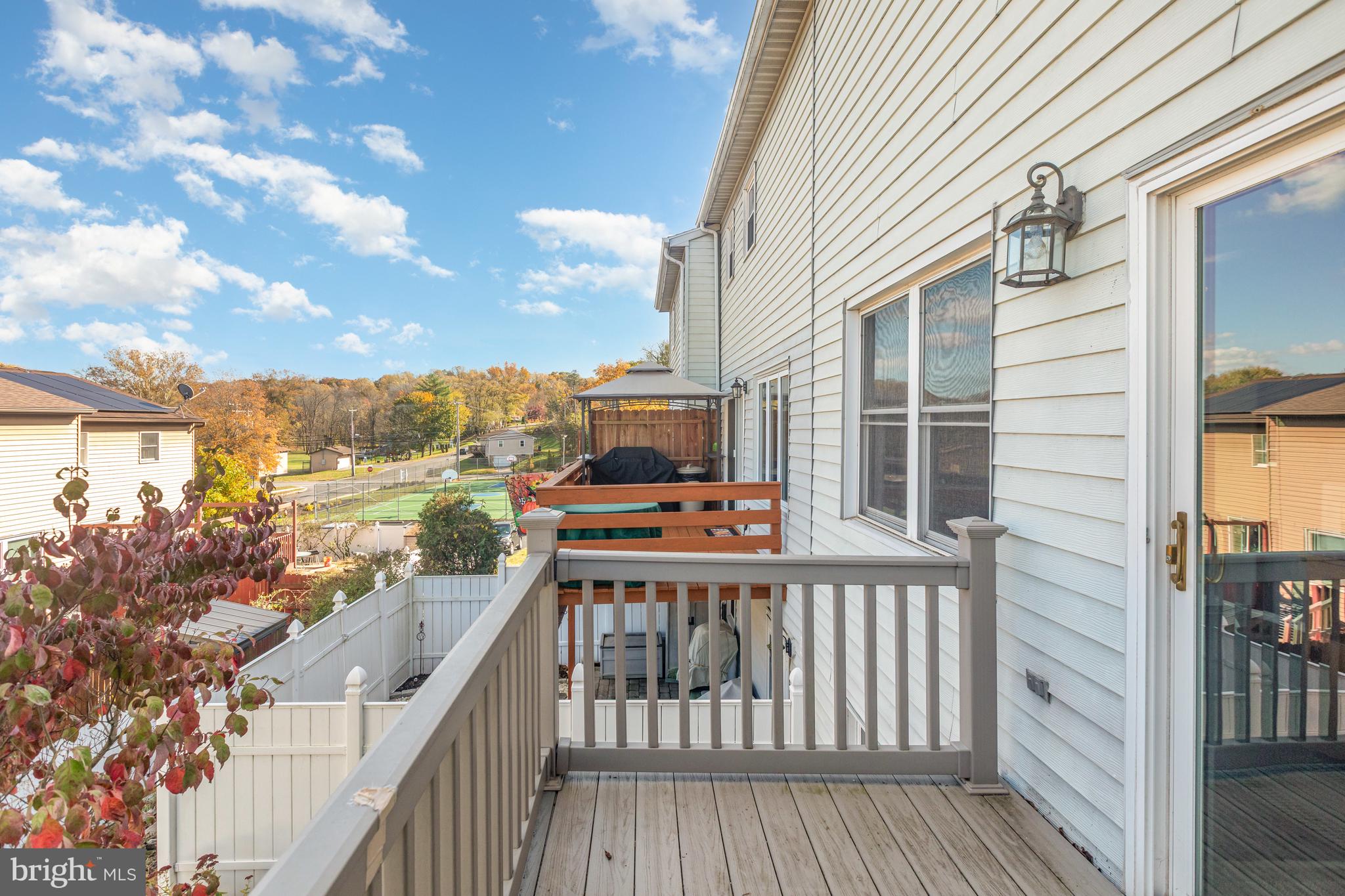 VALLEY GREEN - Residential