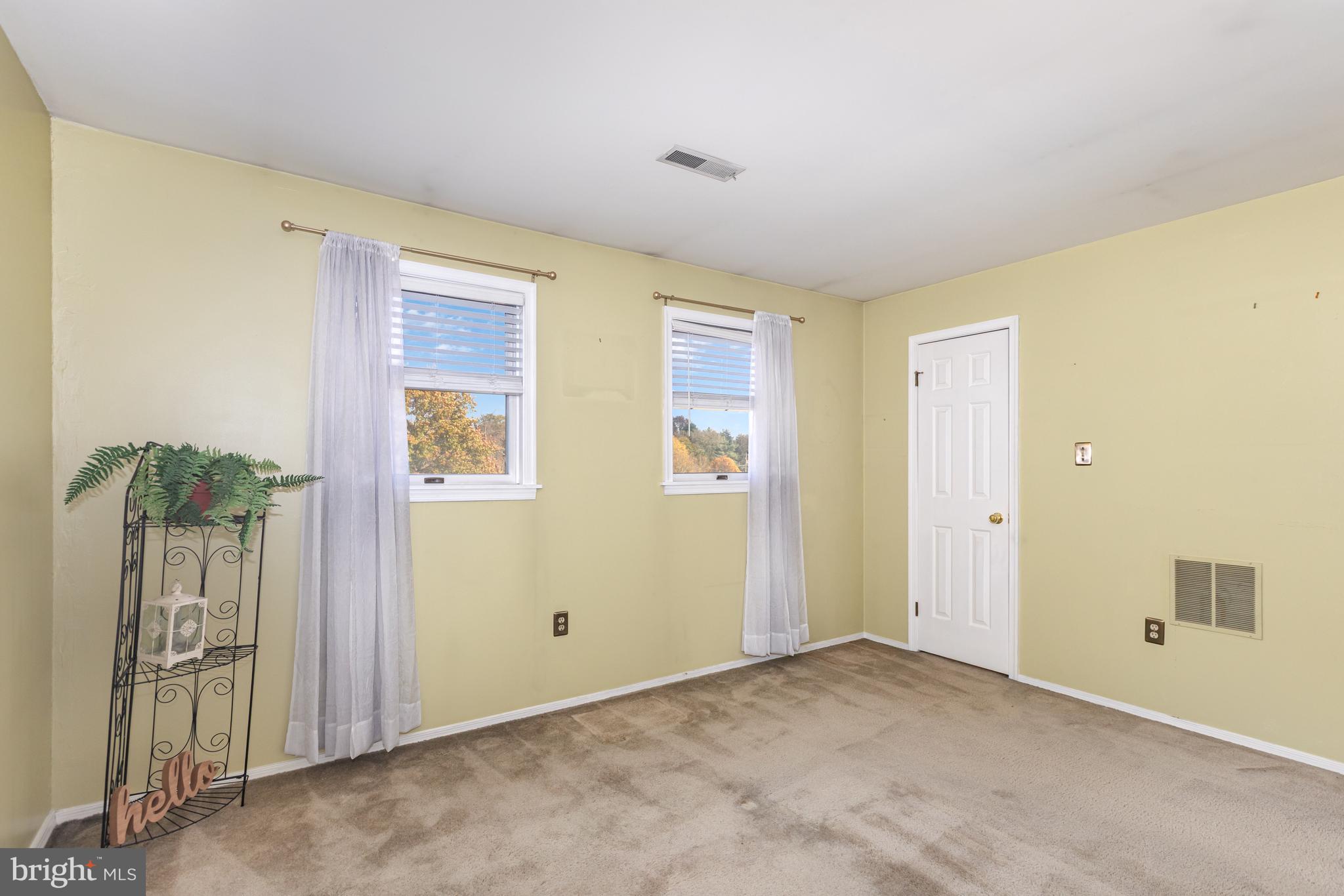 VALLEY GREEN - Residential