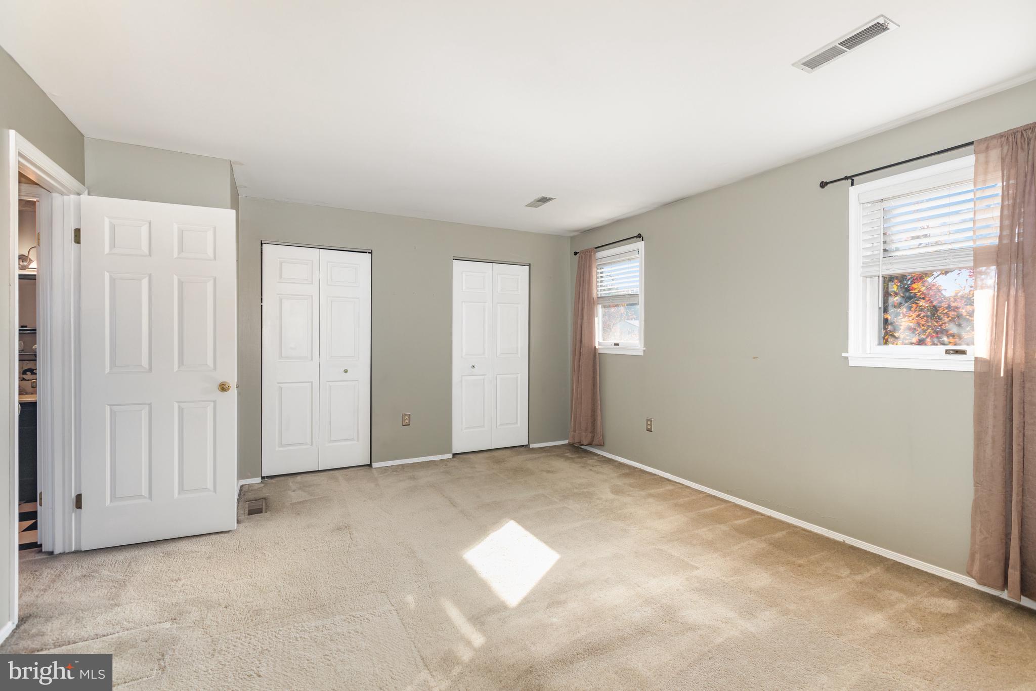 VALLEY GREEN - Residential