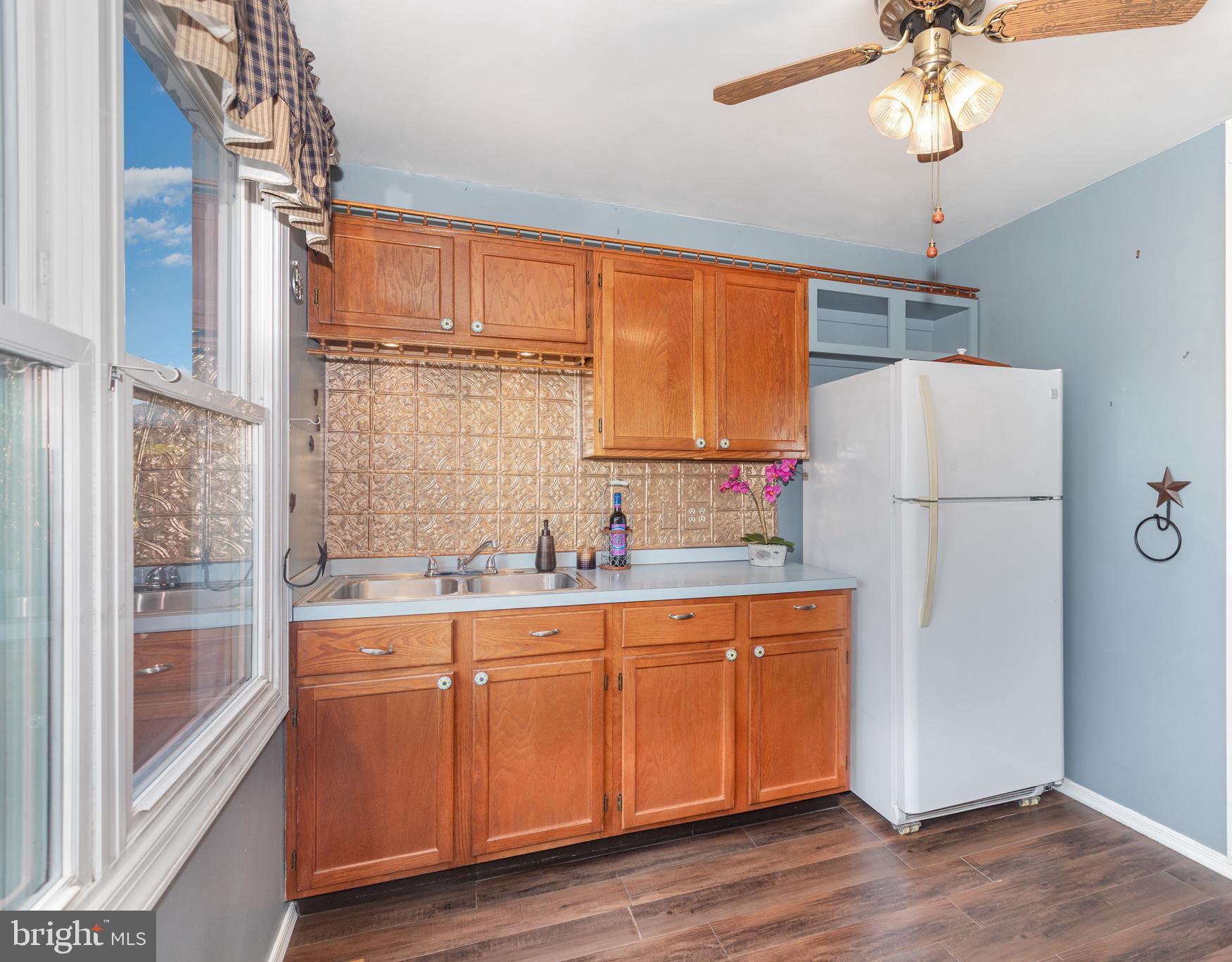 VALLEY GREEN - Residential