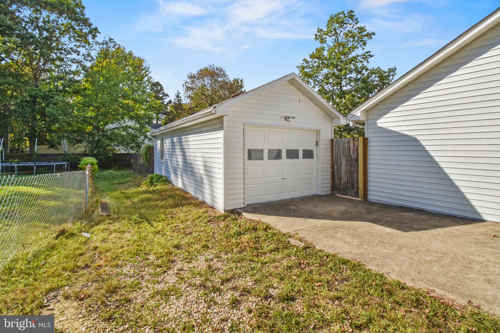 FOREST SPRINGS - Residential