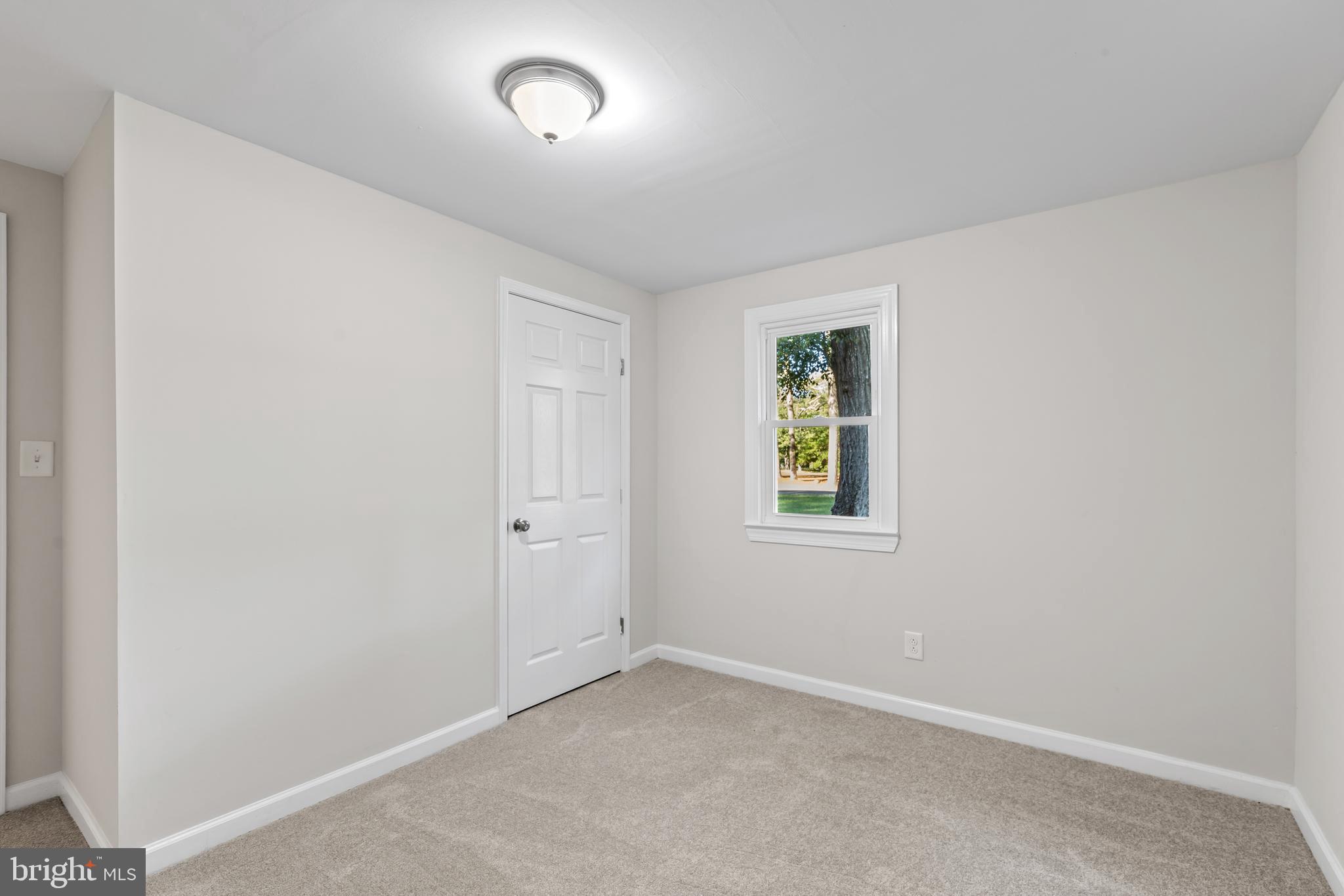 WINTER QUARTERS - Residential