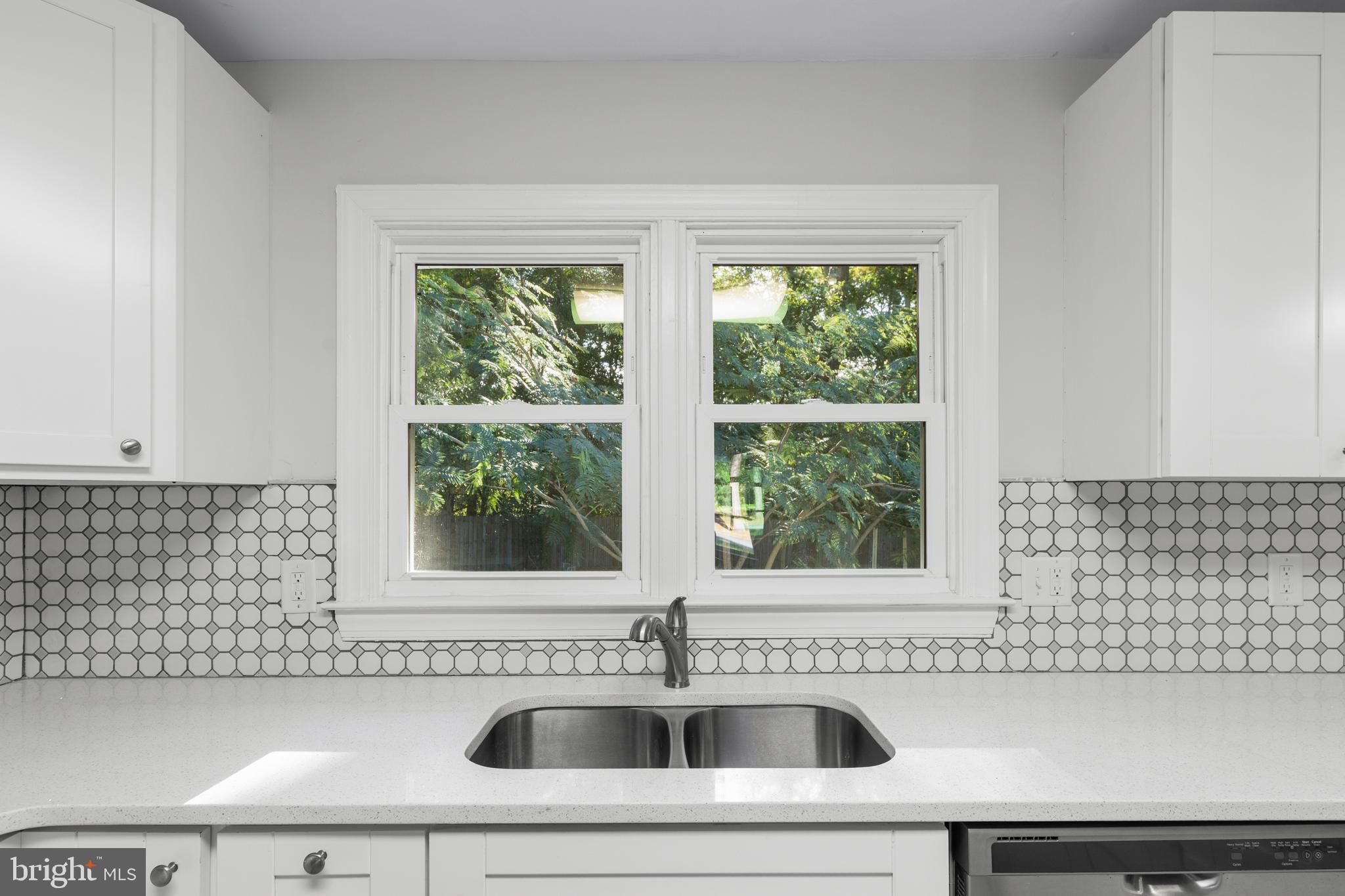 WINTER QUARTERS - Residential