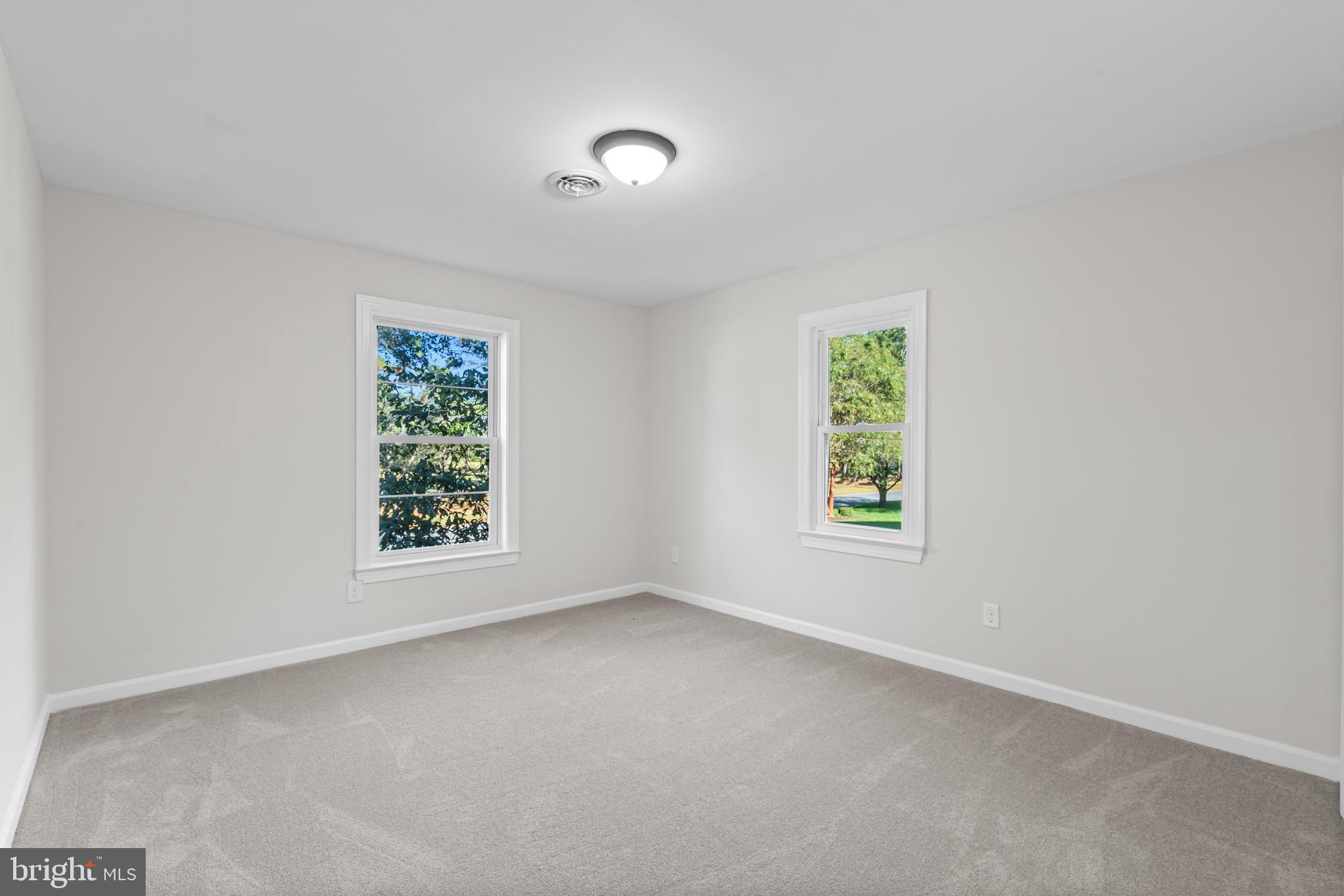 WINTER QUARTERS - Residential