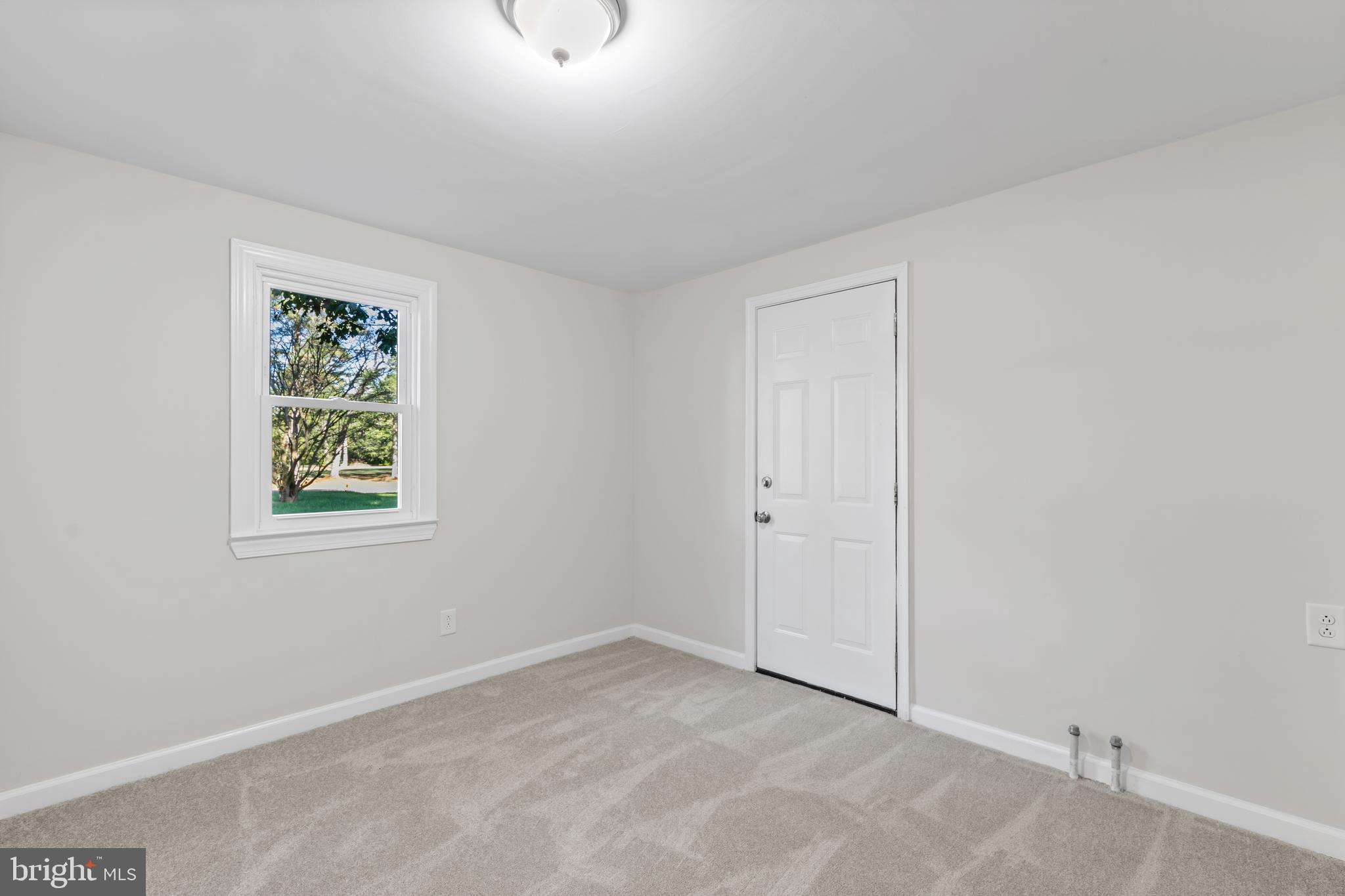 WINTER QUARTERS - Residential