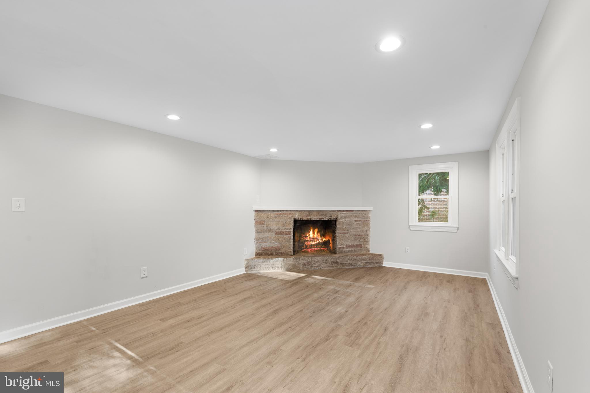 WINTER QUARTERS - Residential