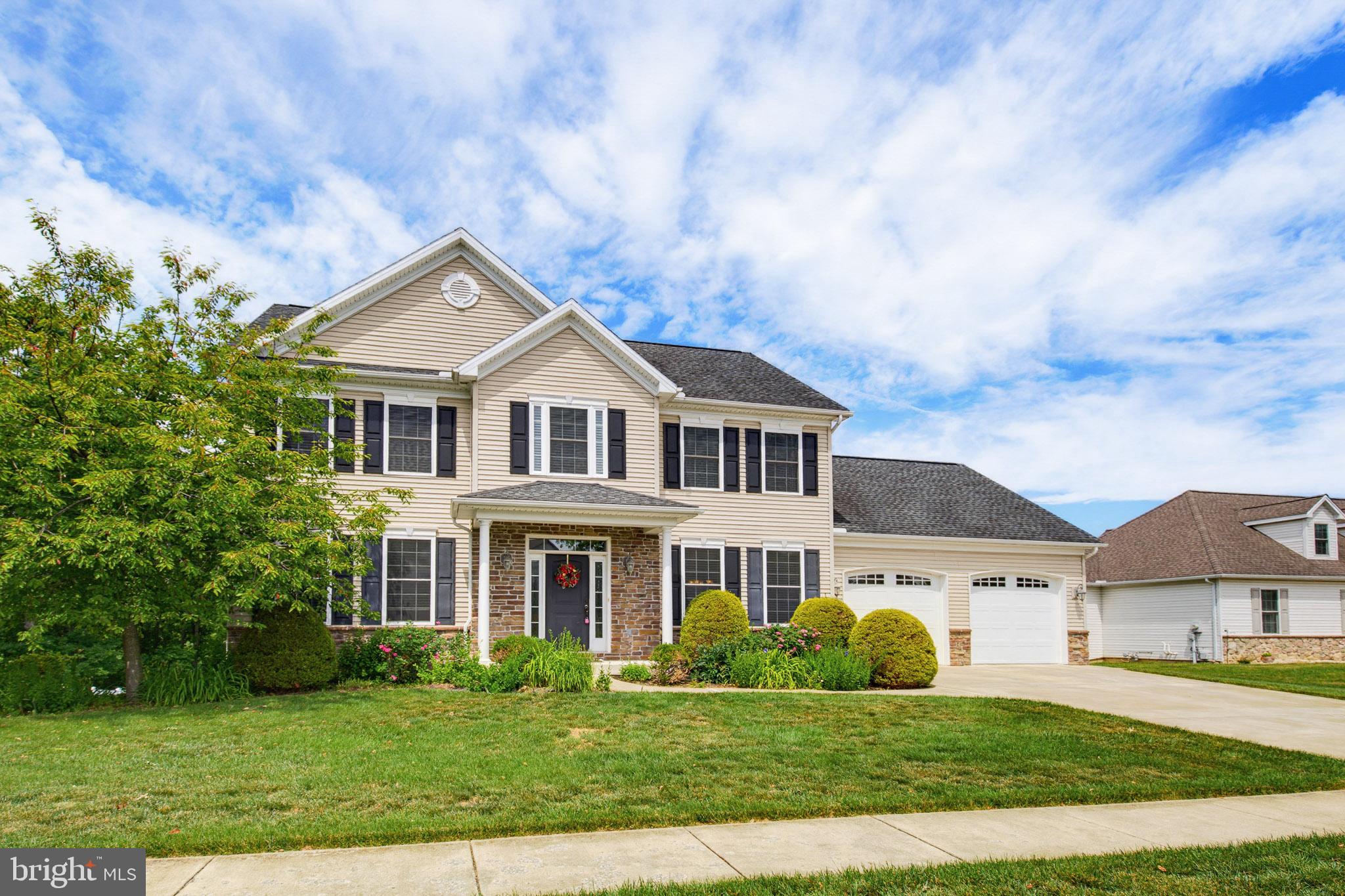 171 PINE CREEK DRIVE