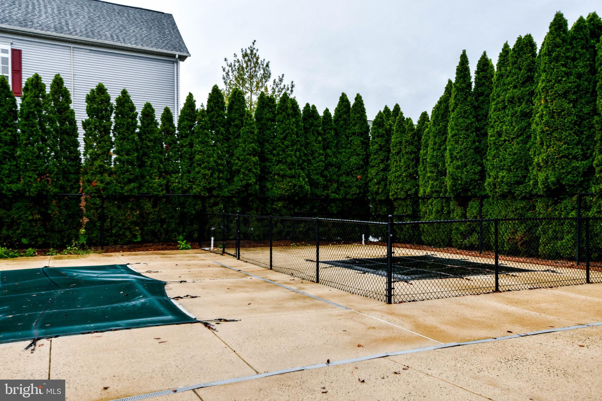 LEESBURG GATEWAY - Residential