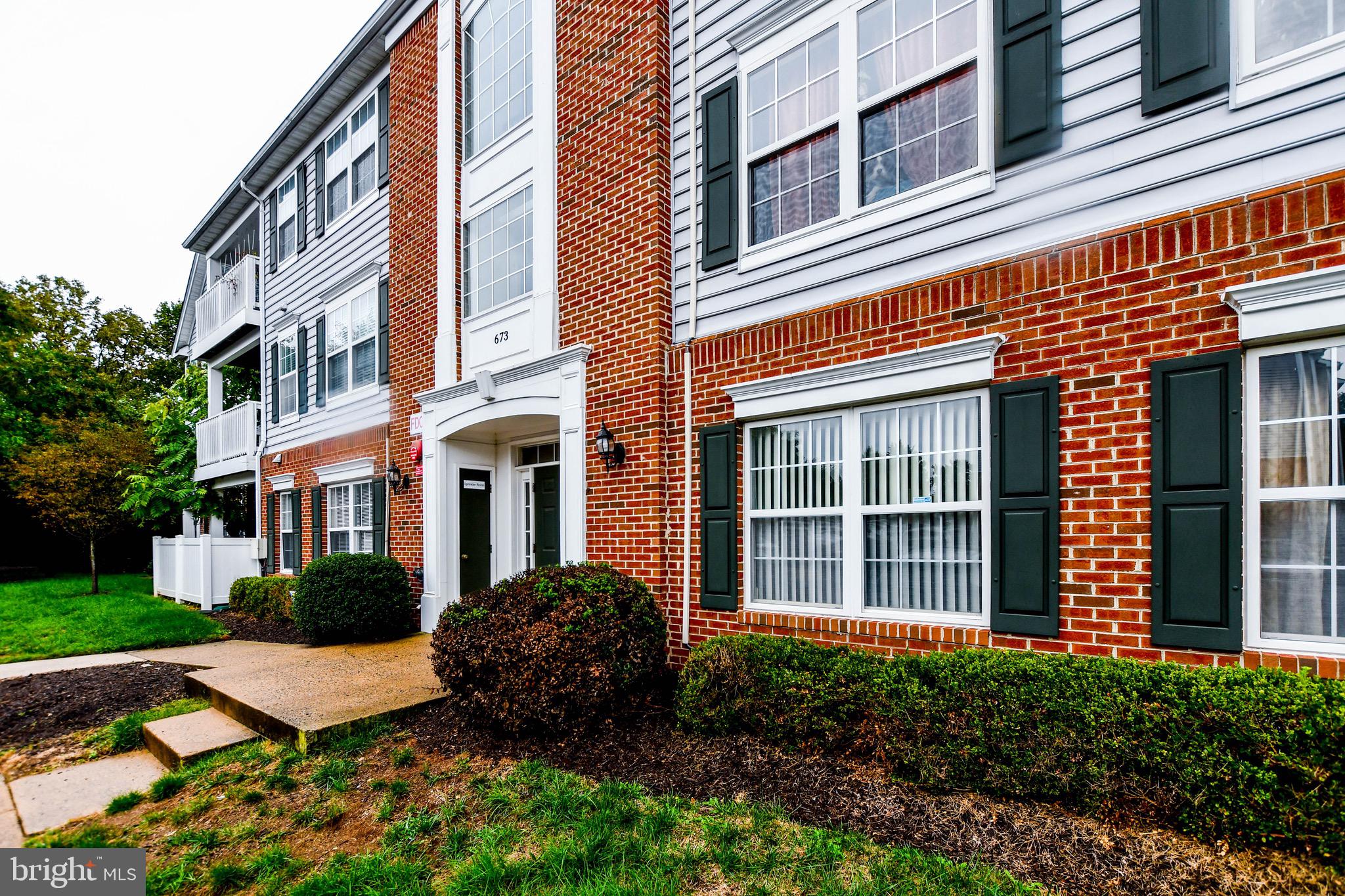 LEESBURG GATEWAY - Residential