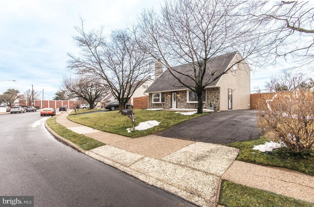 Photo of 2865 Norcom Road, PHILADELPHIA, PA 19154 (MLS # PAPH2586500)