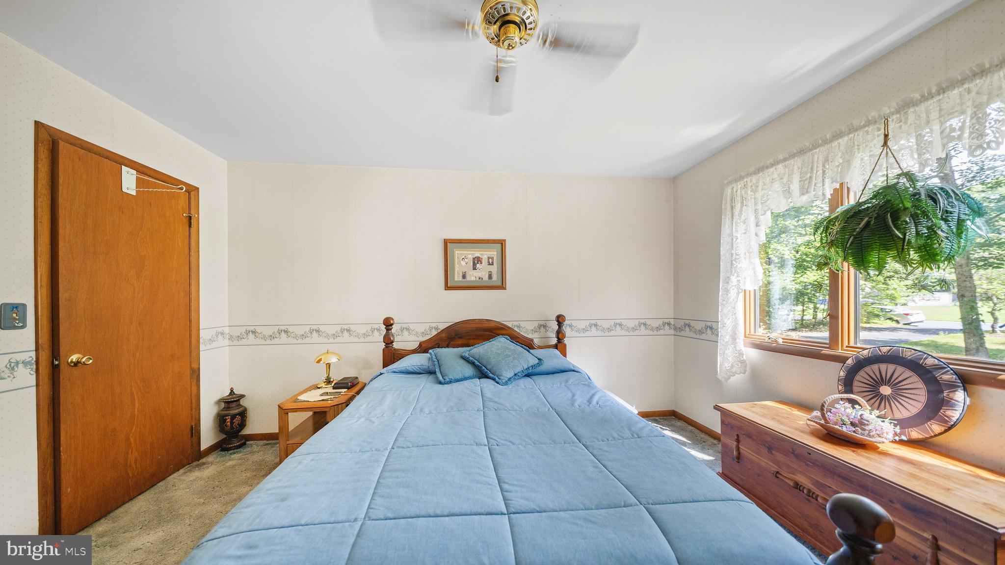 ROCKAWALKIN ESTATES - Residential