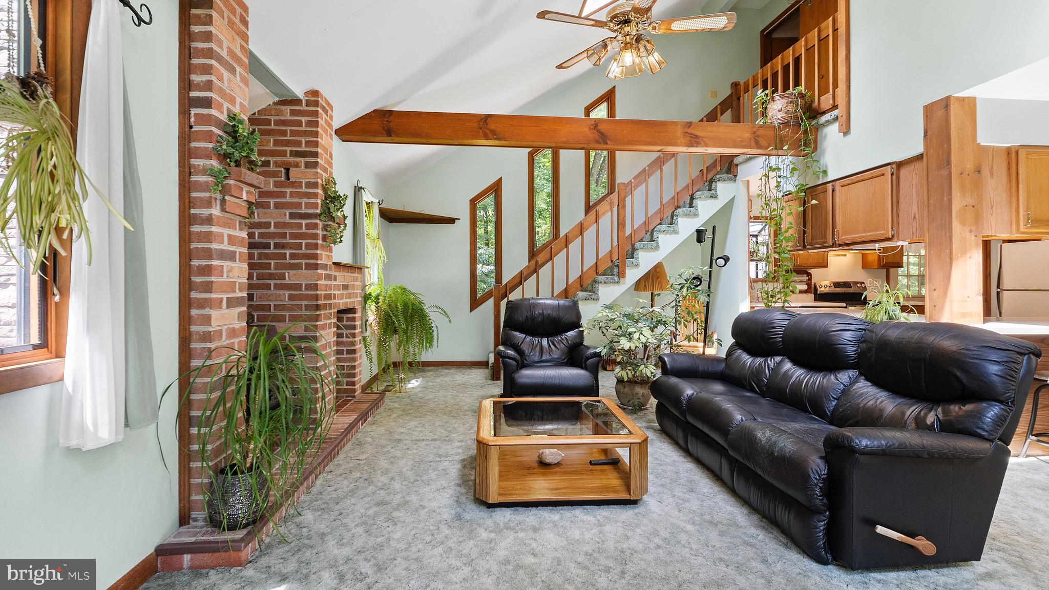 ROCKAWALKIN ESTATES - Residential