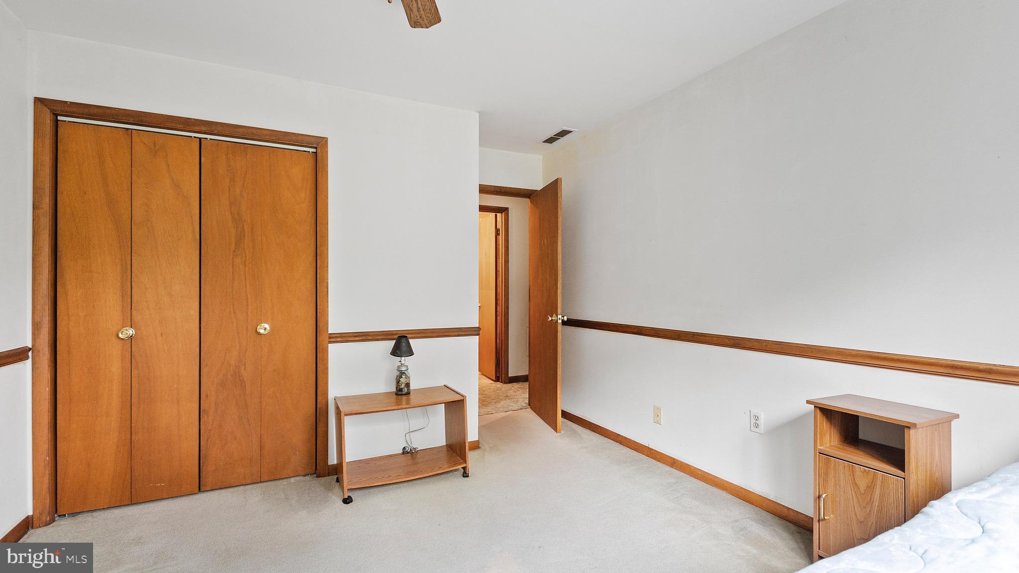 ROCKAWALKIN ESTATES - Residential