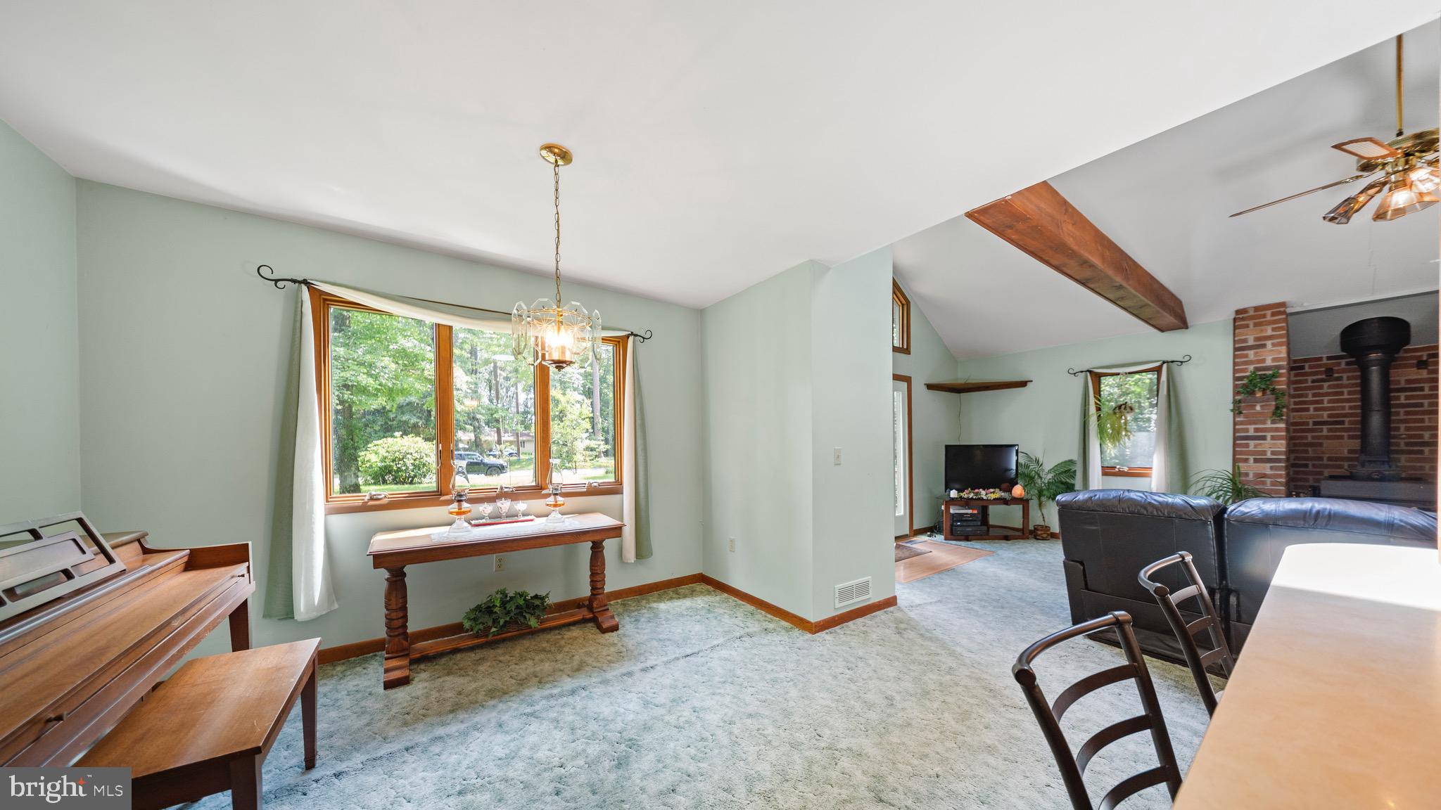 ROCKAWALKIN ESTATES - Residential