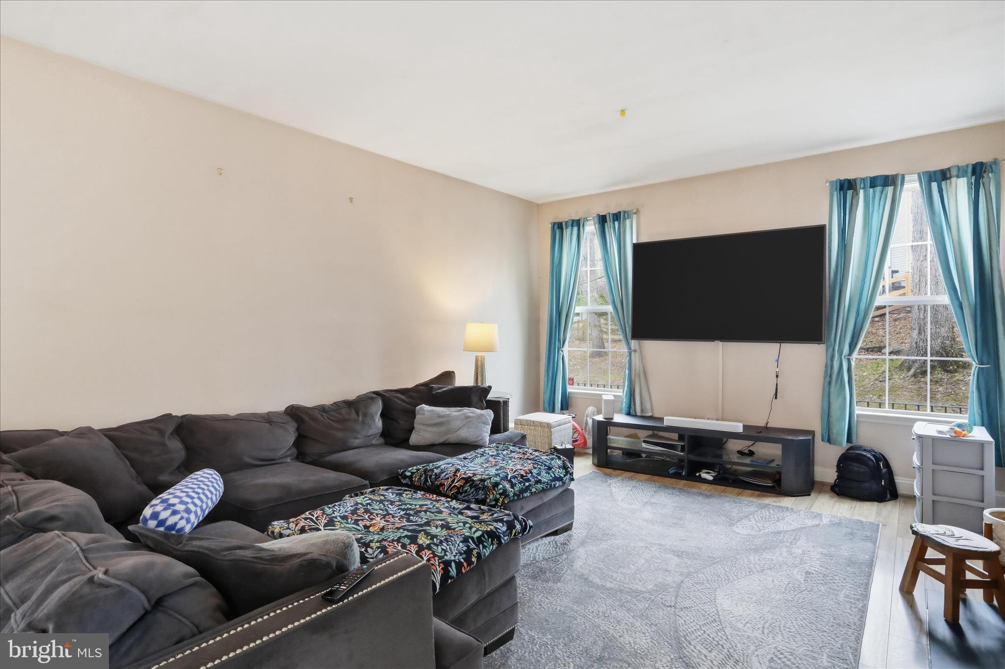 LAKE HOLIDAY ESTATES - Residential