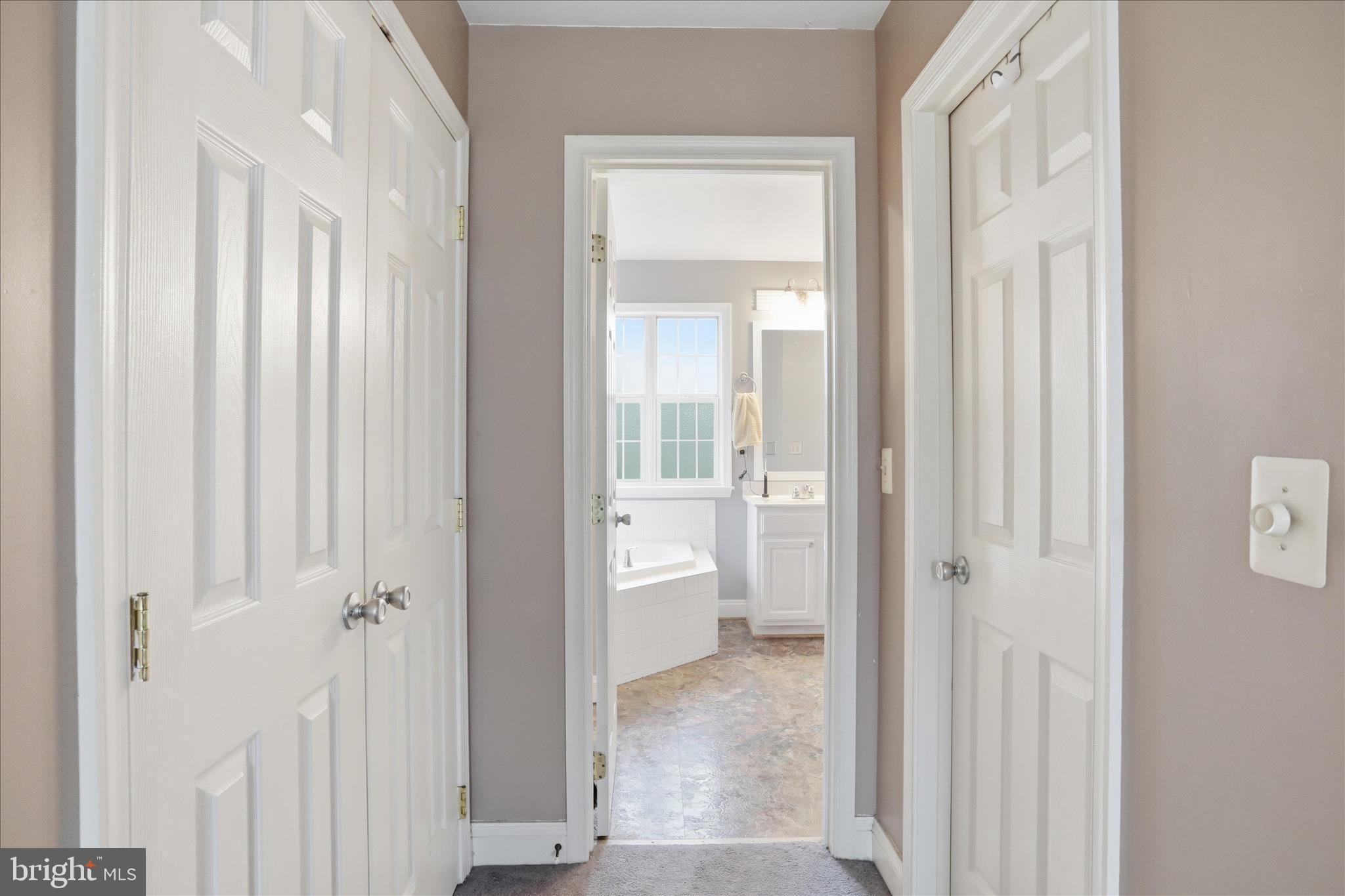 LAKE HOLIDAY ESTATES - Residential