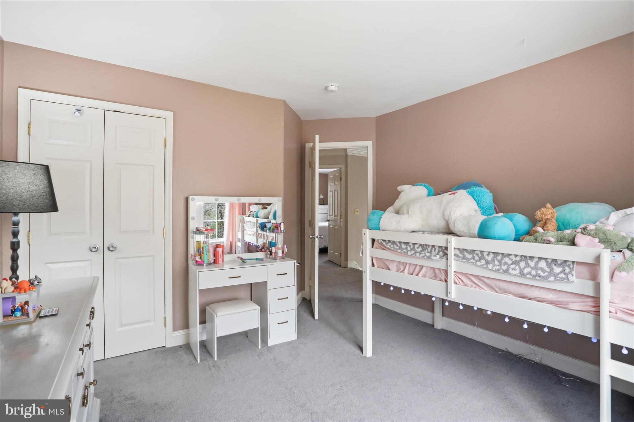 LAKE HOLIDAY ESTATES - Residential