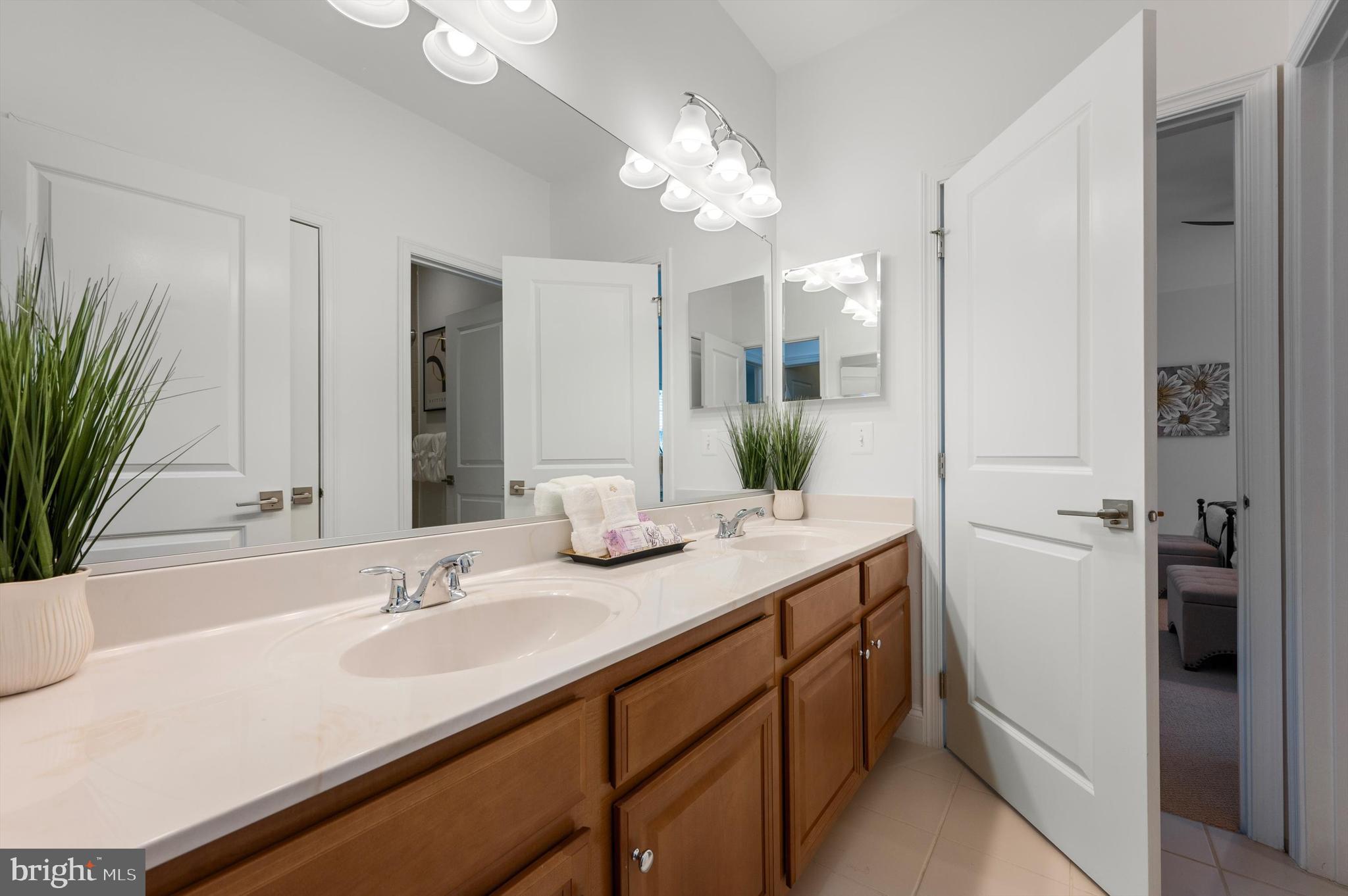 DOMINION VALLEY COUNTRY CLUB - Residential