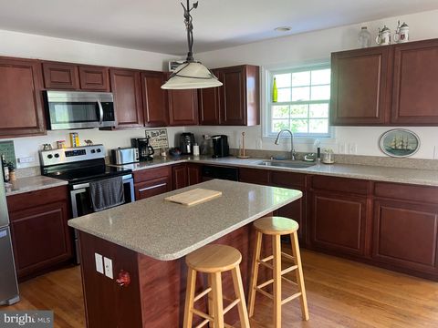 3661 2ND AVENUE EDGEWATER MD 21037