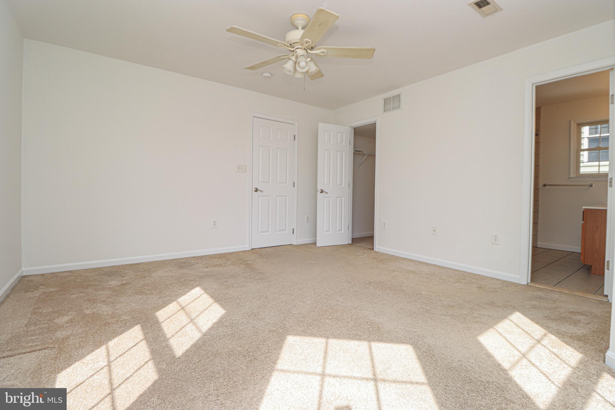 SELBY ON THE BAY - Residential