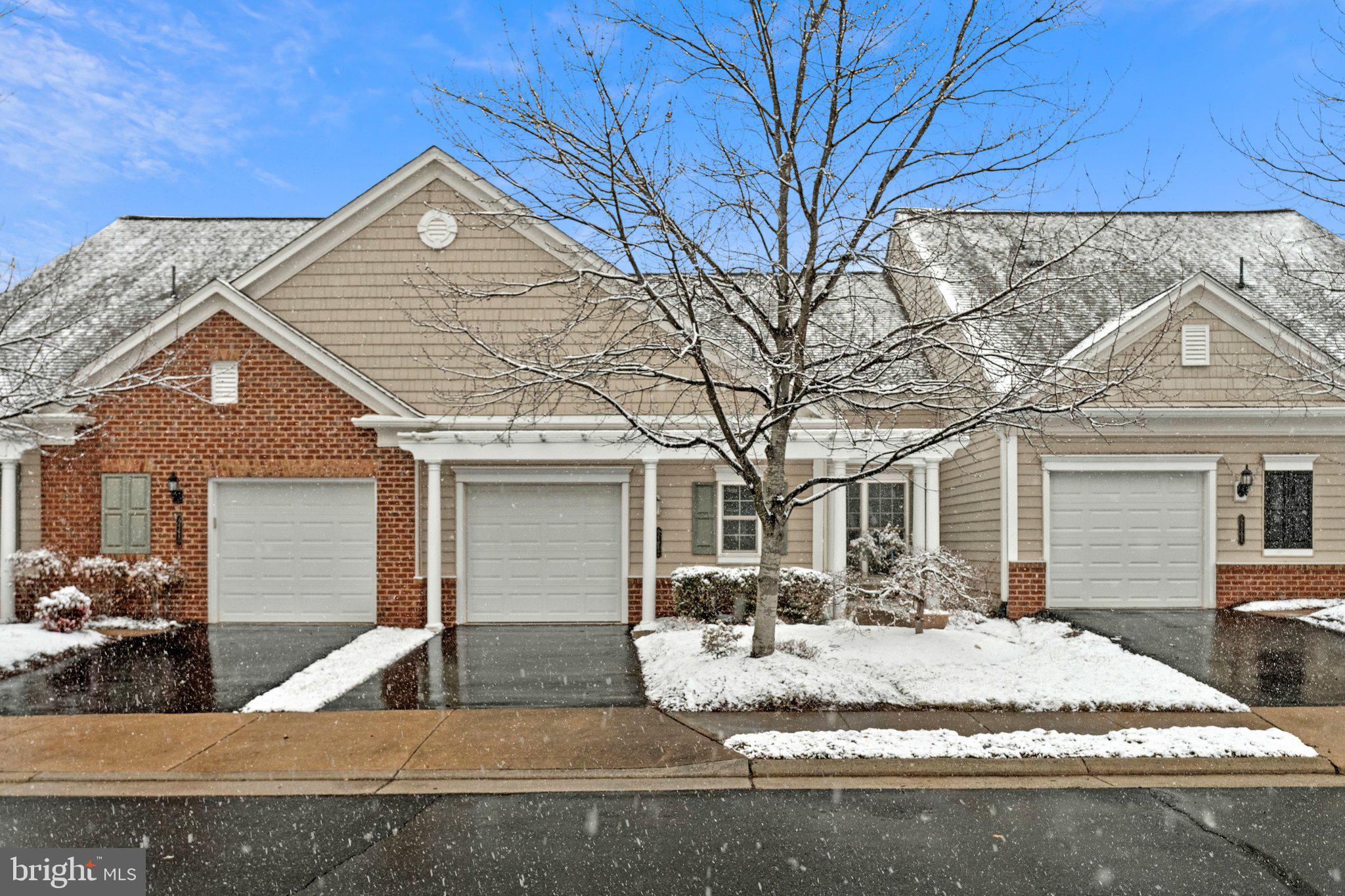 44442 OAKMONT MANOR SQUARE