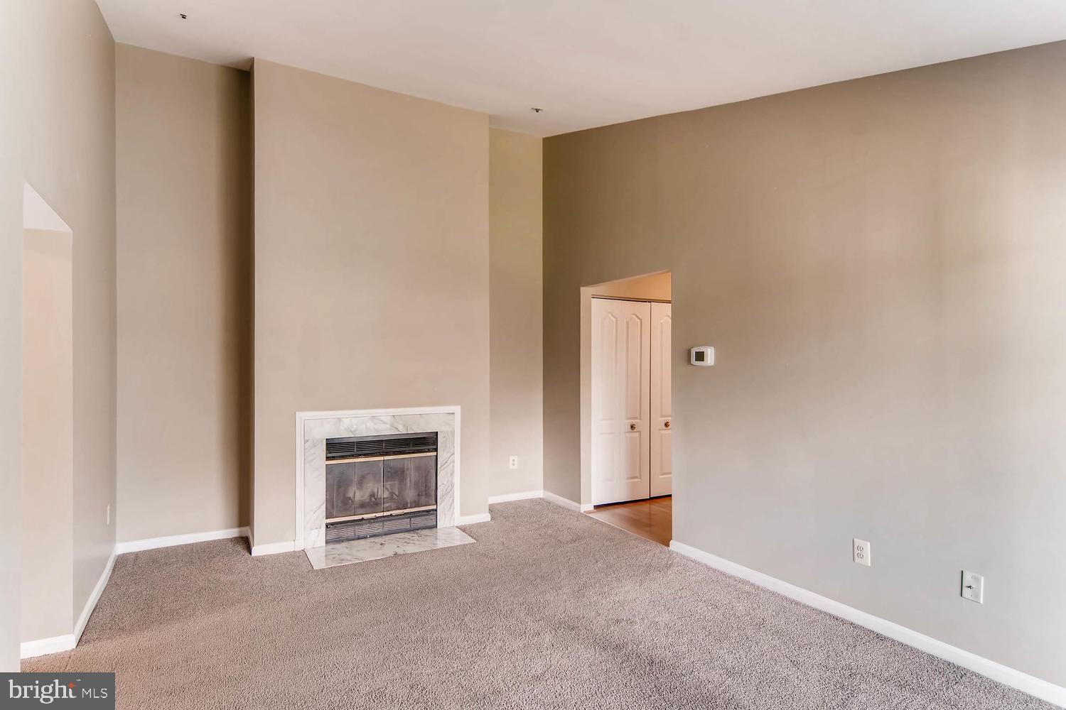 MONTGOMERY RUN - Residential Lease