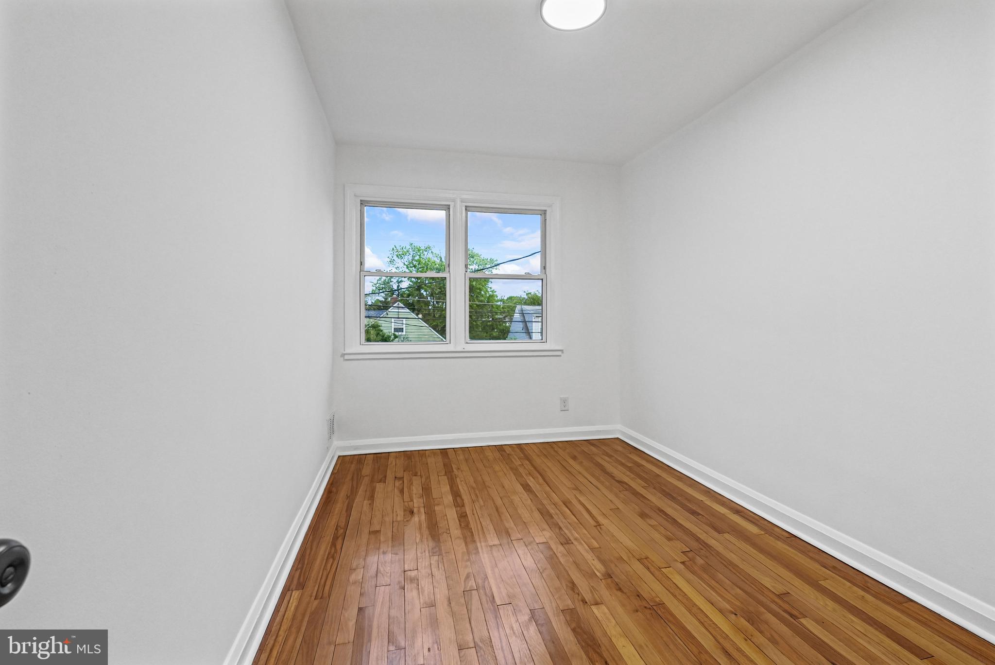 DUNDALK VILLAGE - Residential