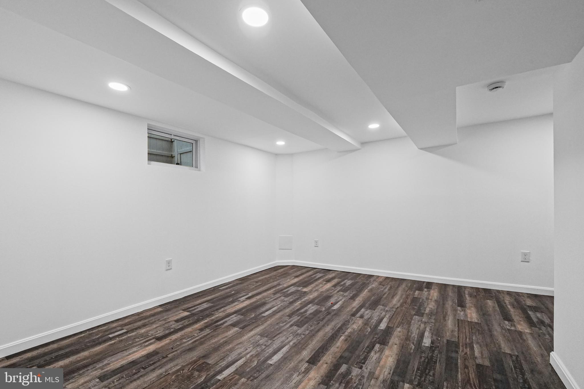 DUNDALK VILLAGE - Residential