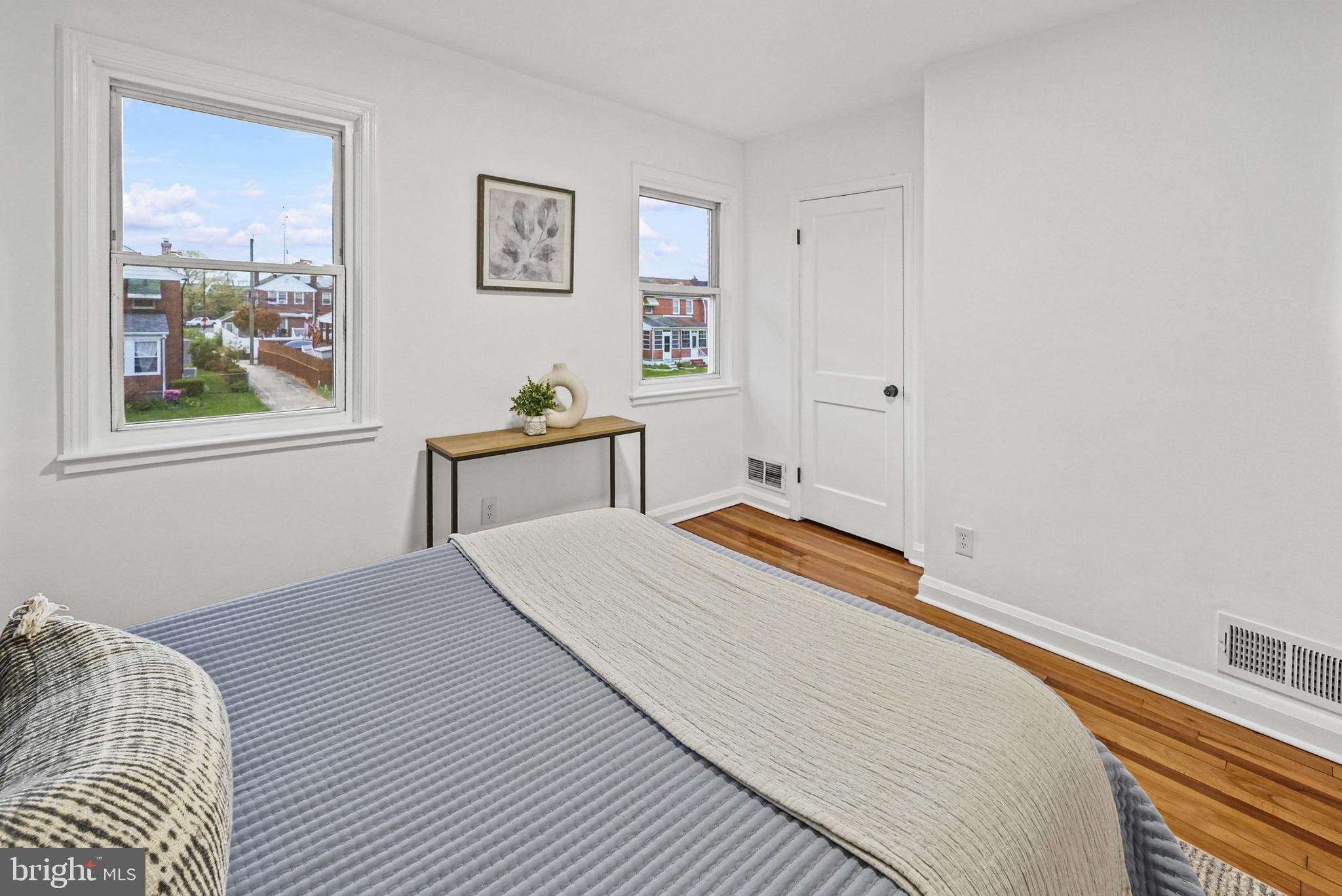 DUNDALK VILLAGE - Residential