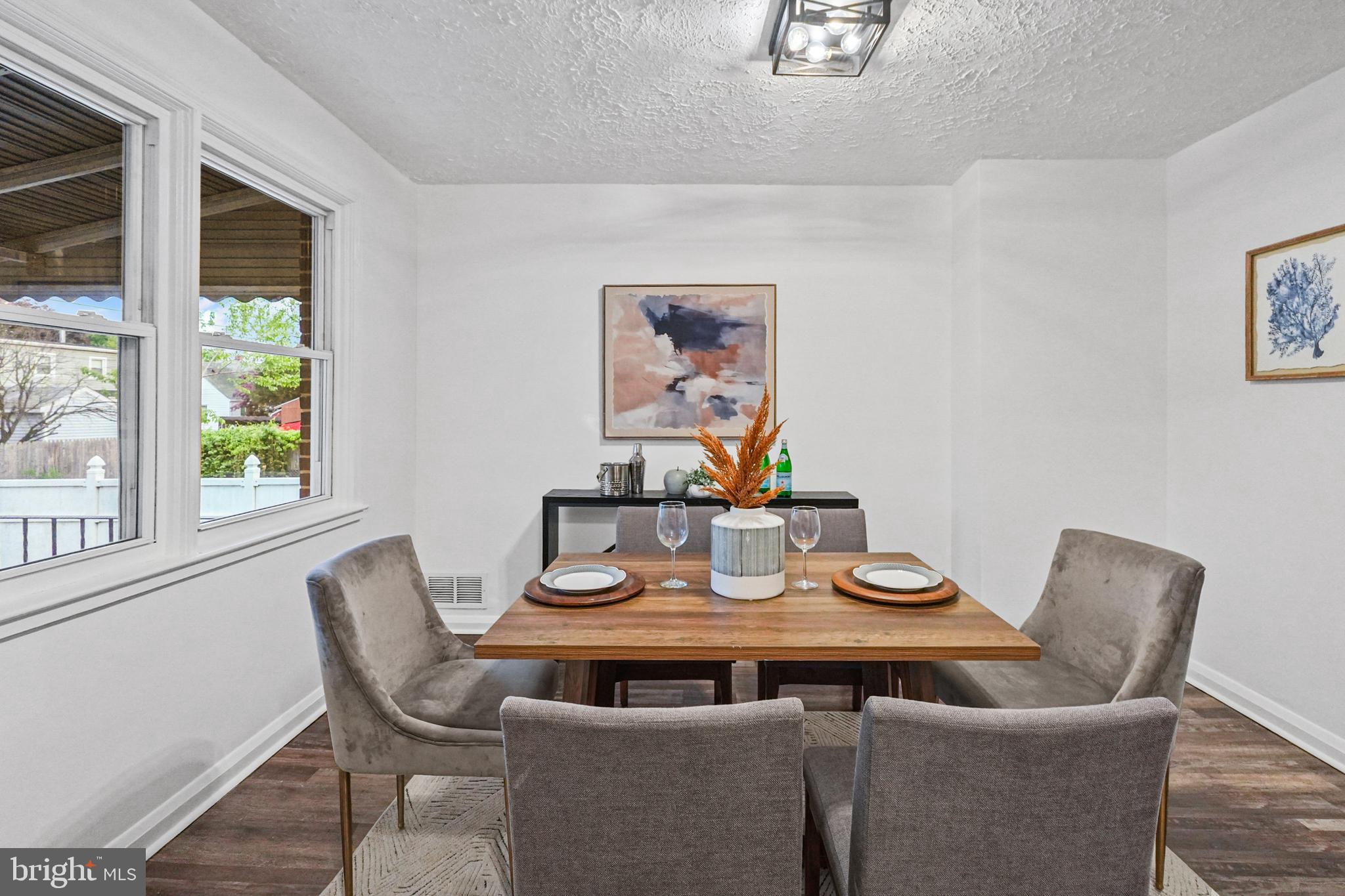 DUNDALK VILLAGE - Residential