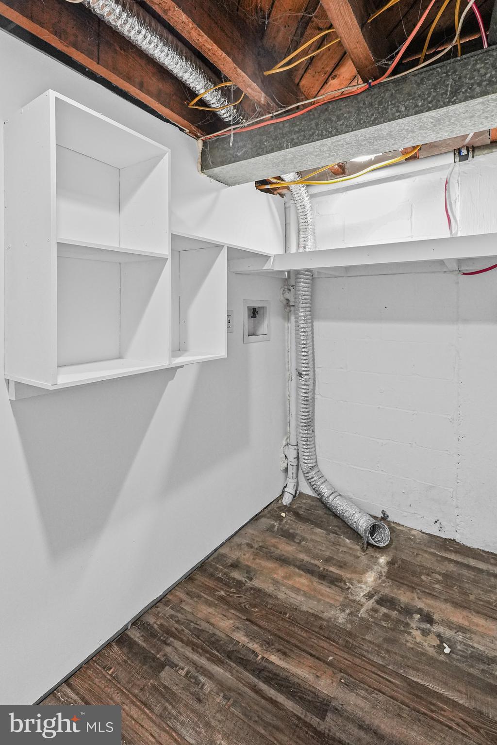 DUNDALK VILLAGE - Residential